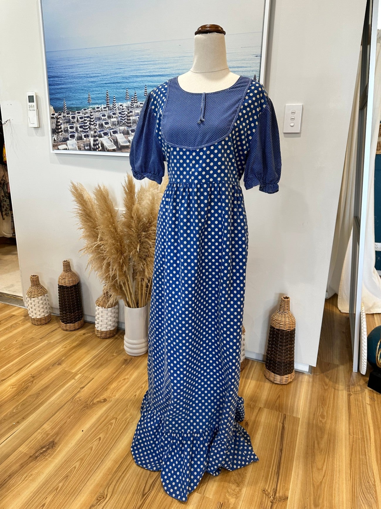 Vintage Dress - Size Medium - Blue with white polka dots - Cottagecore