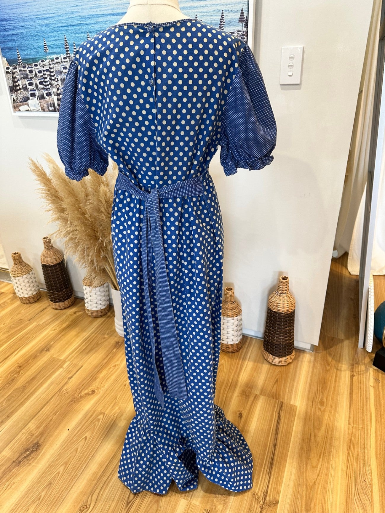 Vintage Dress - Size Medium - Blue with white polka dots - Cottagecore