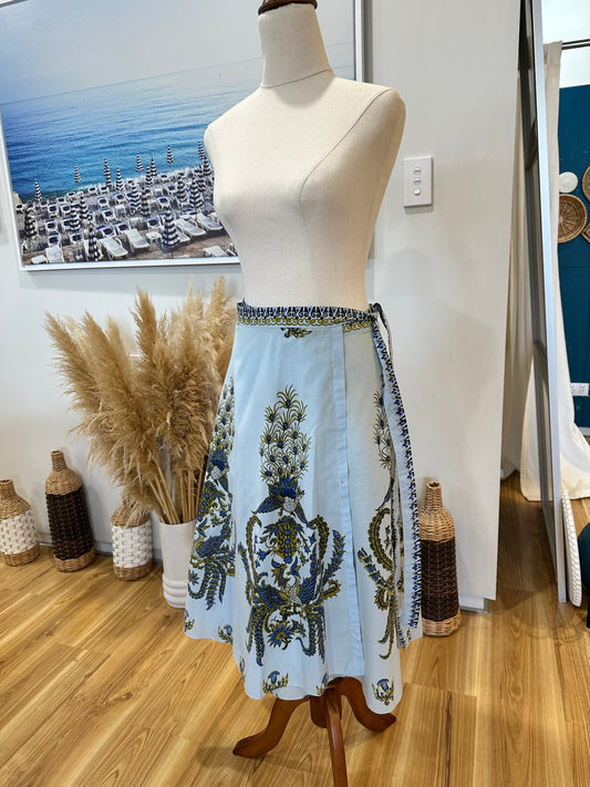 Vintage - Wrap Around Skirt - One Size - Pale Blue with Peacock Print