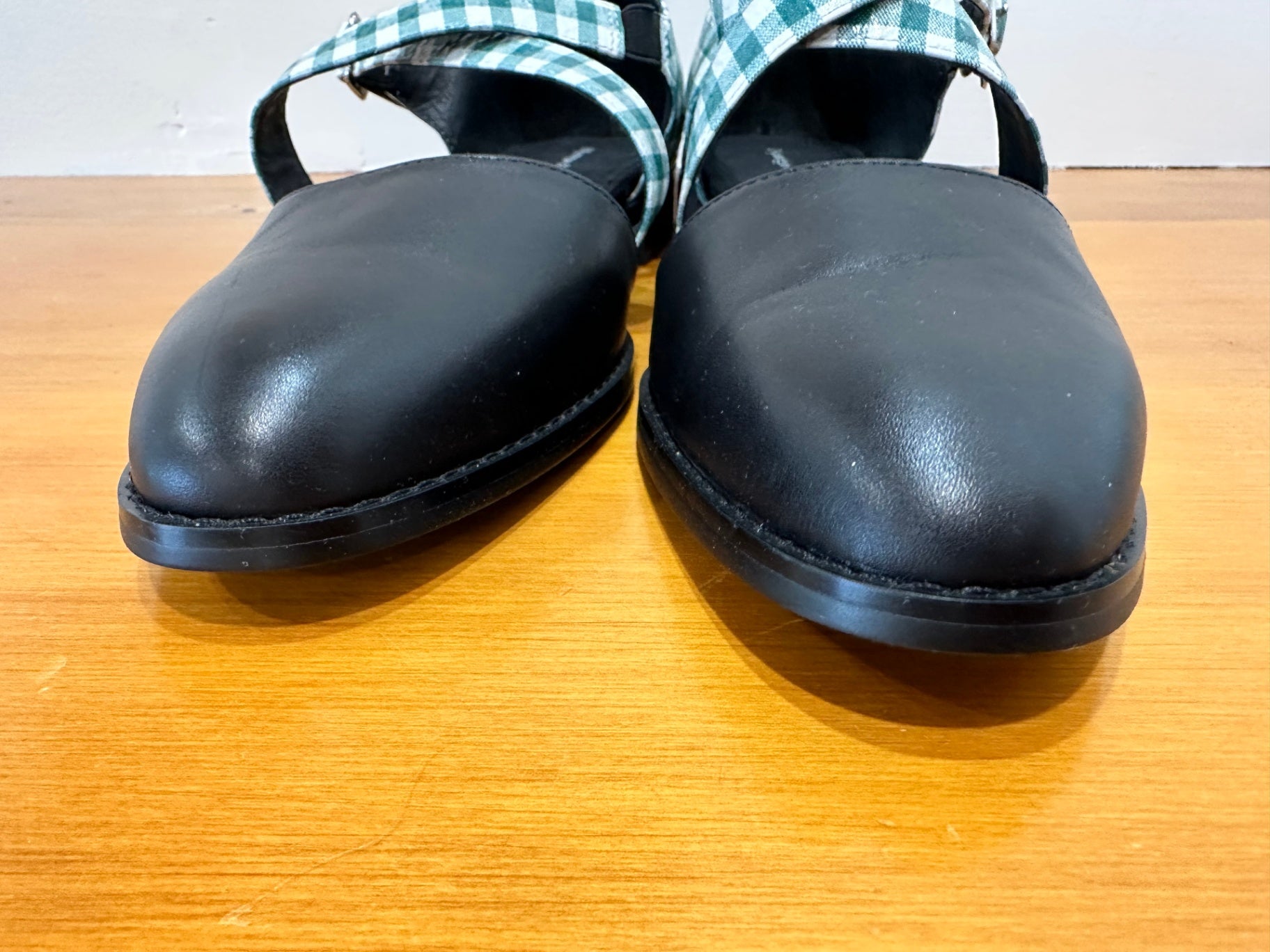 Django & Juliet - Green Gingham Summer Flats - Size EU 42