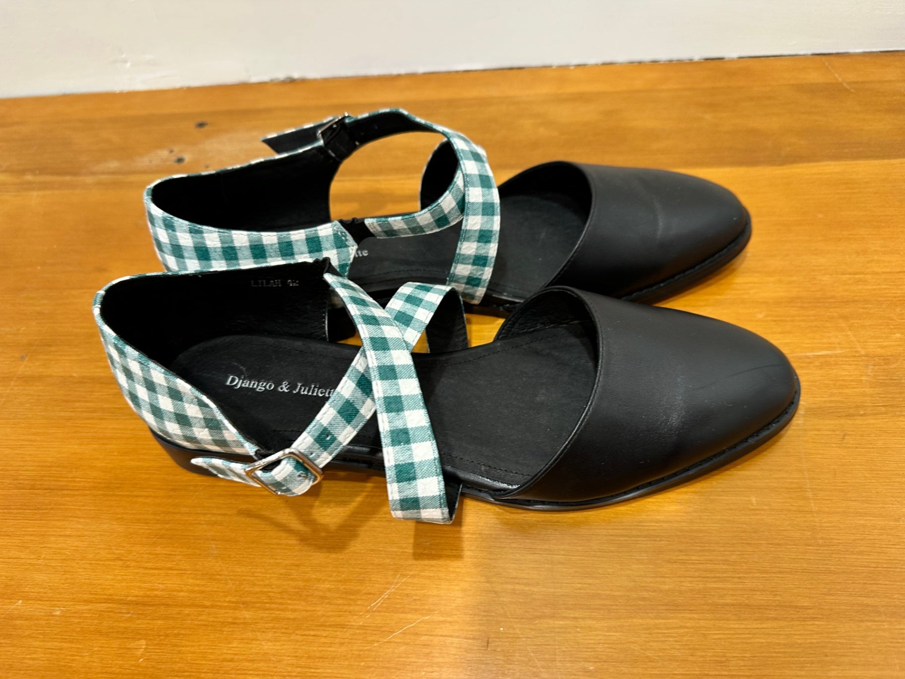 Django & Juliet - Green Gingham Summer Flats - Size EU 42