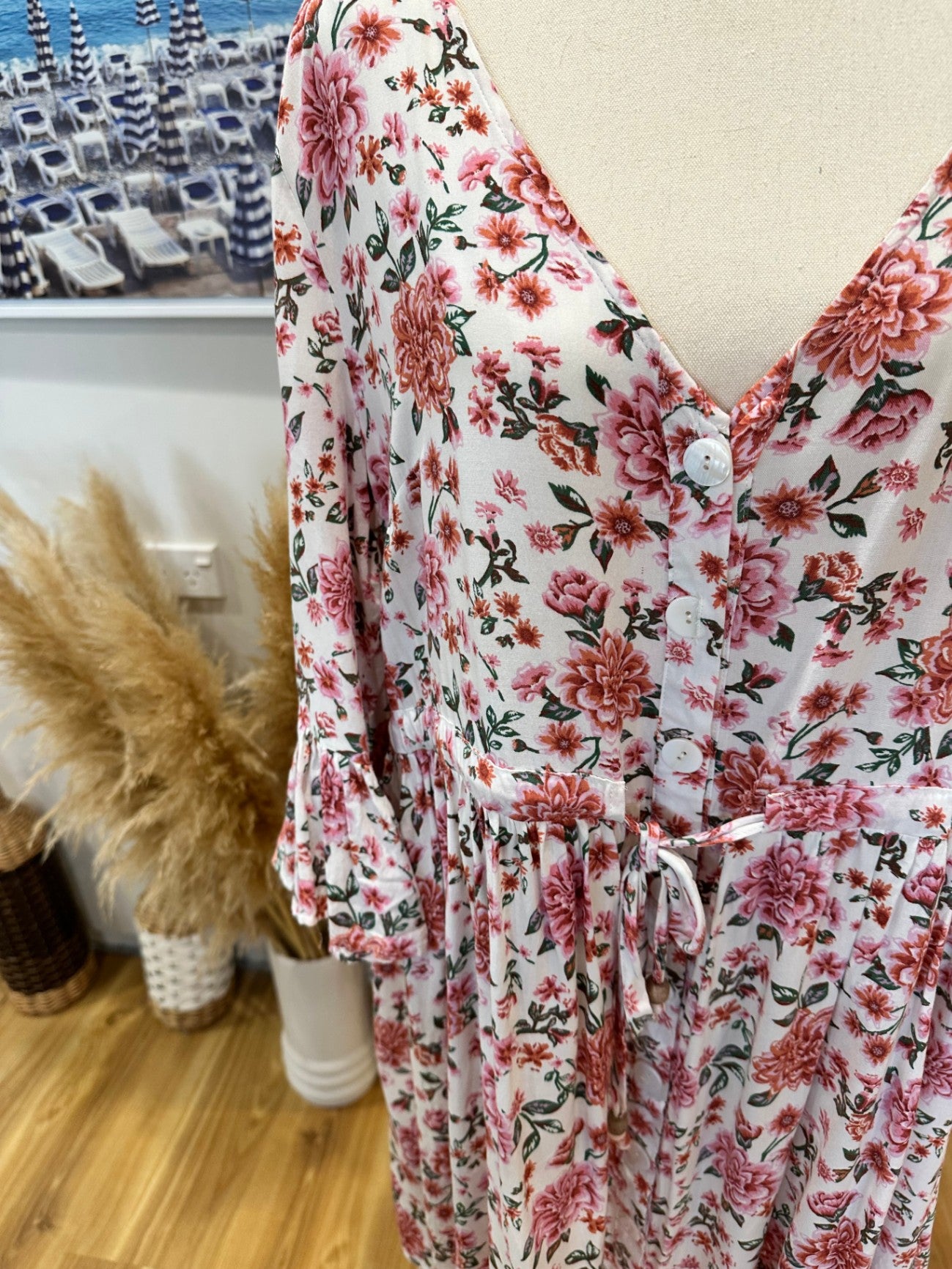 Dreamcatcher - Dress - Size 12 - Pink and white with floral pattern