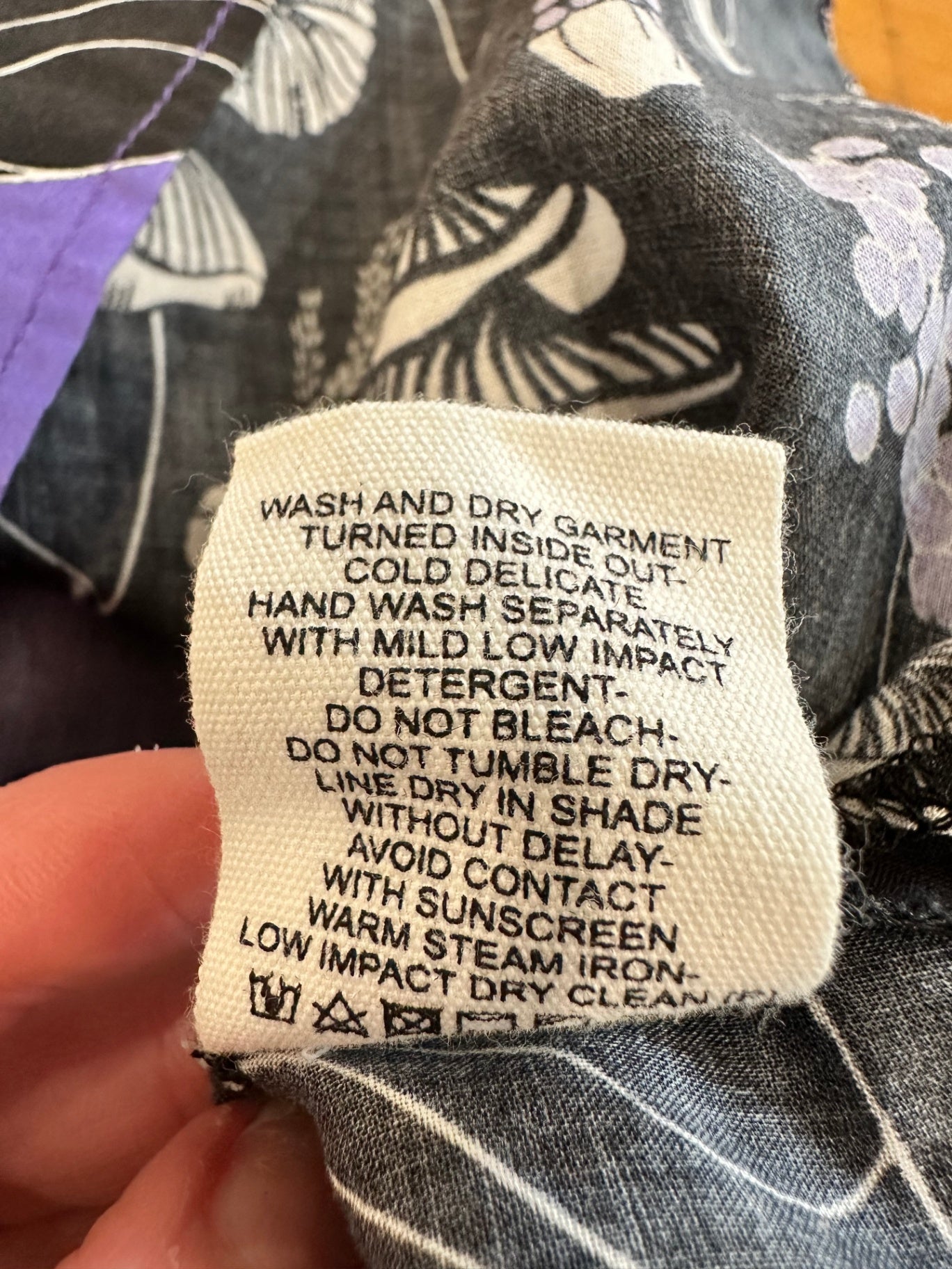 Sunset Lover - Shirt - Size 8 - 70% Cotton + 30% Silk - RRP $405AUD