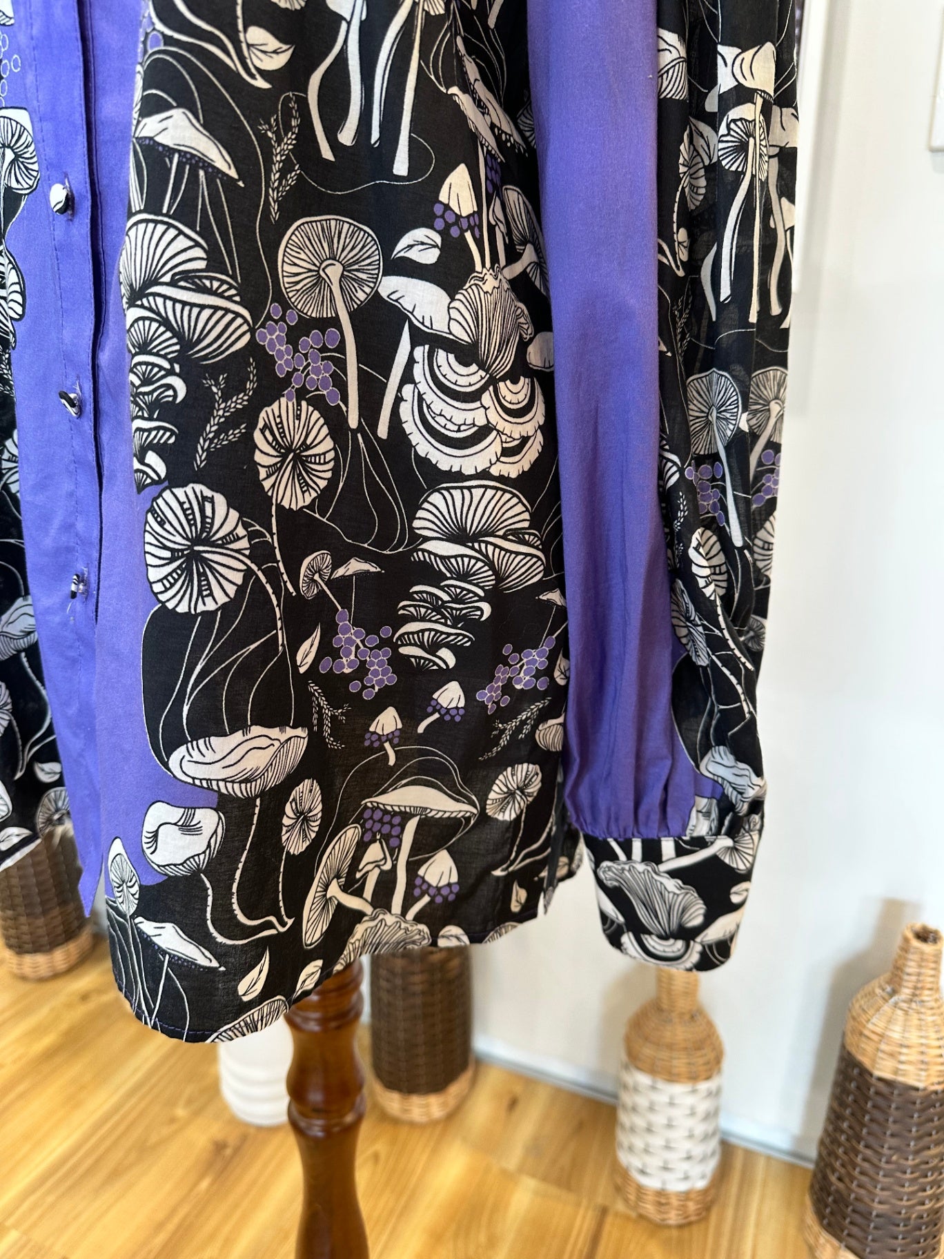 Sunset Lover - Shirt - Size 8 - 70% Cotton + 30% Silk - RRP $405AUD