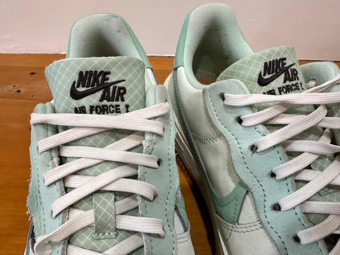 Nike Air Force 1 - Sneakers - EU 43 or 11 - Light mint green, white, black