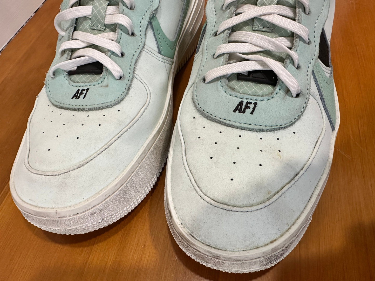 Nike Air Force 1 - Sneakers - EU 43 or 11 - Light mint green, white, black