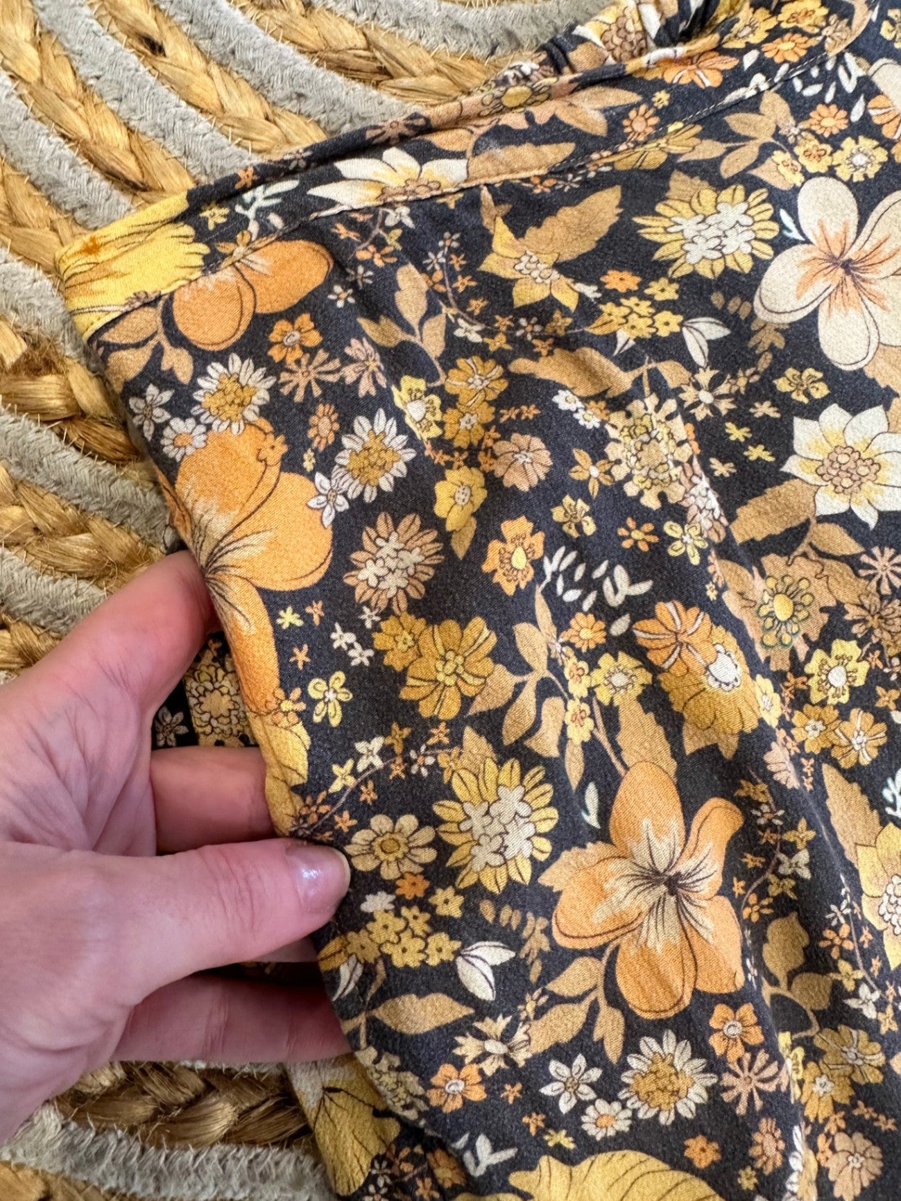 Spell  3/4 Pants - Medium - Yellow Tones