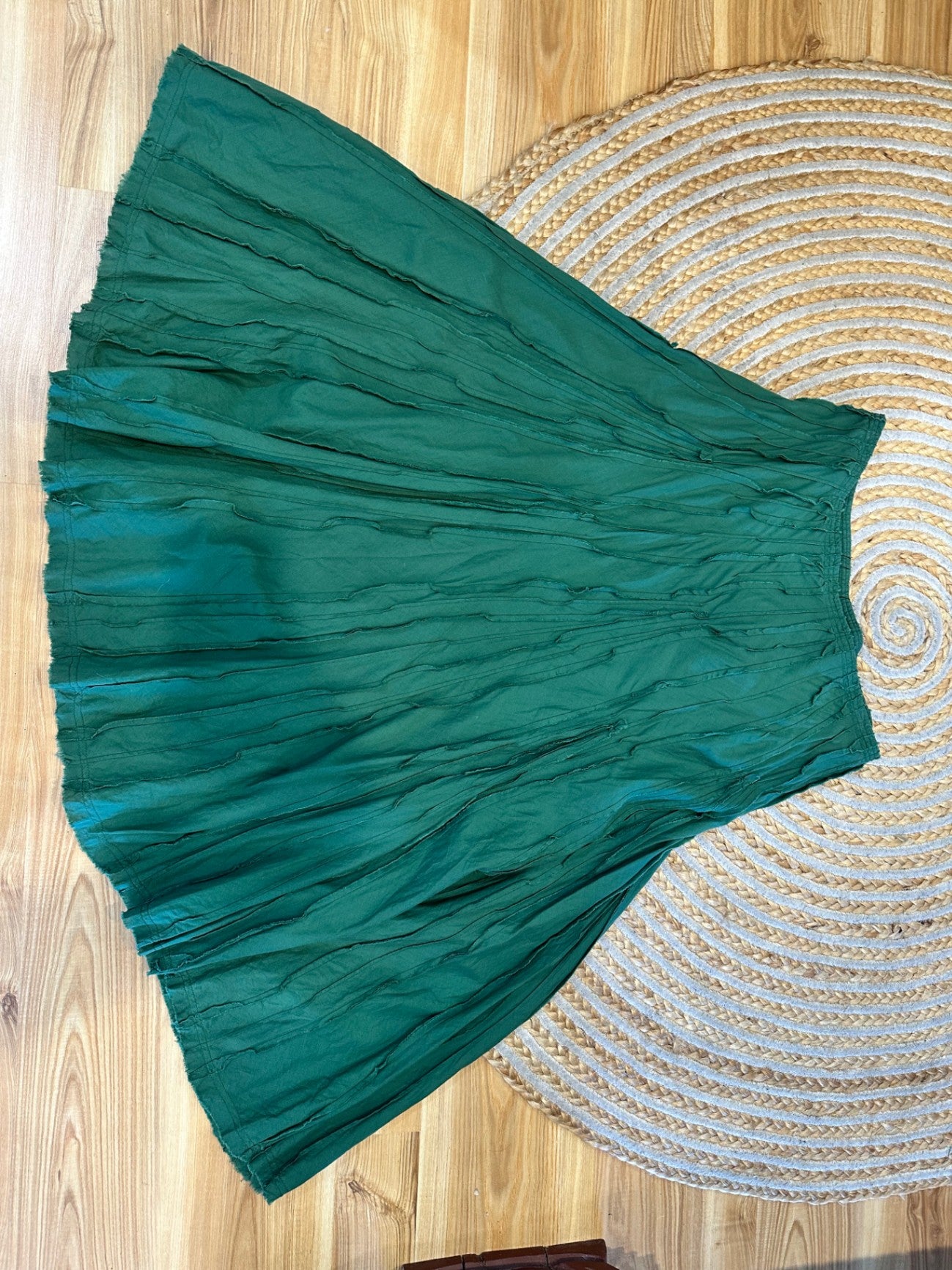 Merric - FairyCore - Midi Skirt - Size 14 - Green