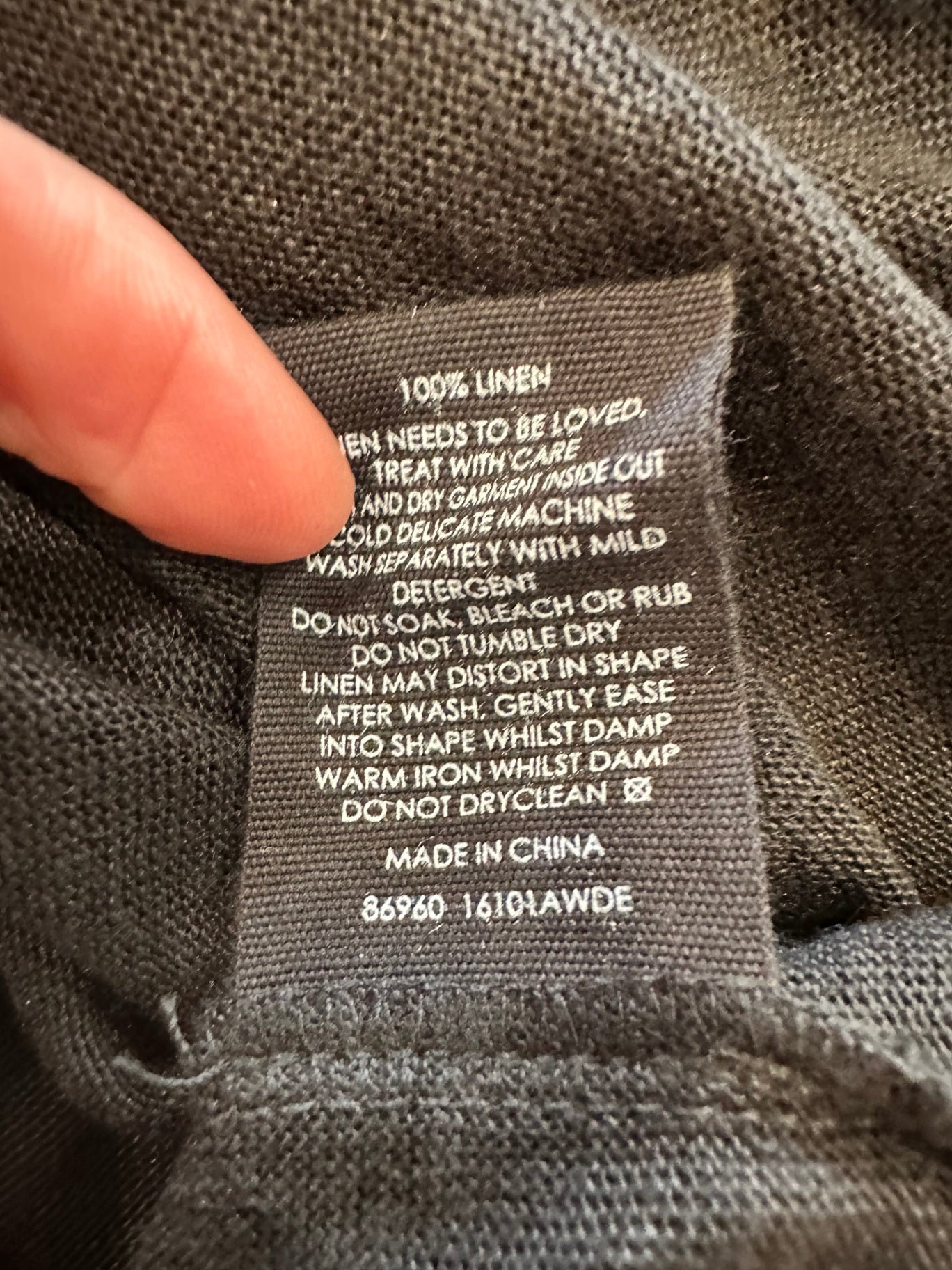 Decjuba - Long Sleeve - Linen Top - Size Large - Black