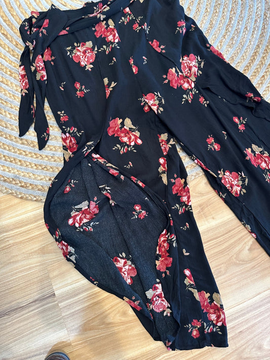 Wide Leg - Cut-Out Pants - Size 16 - Black w Floral