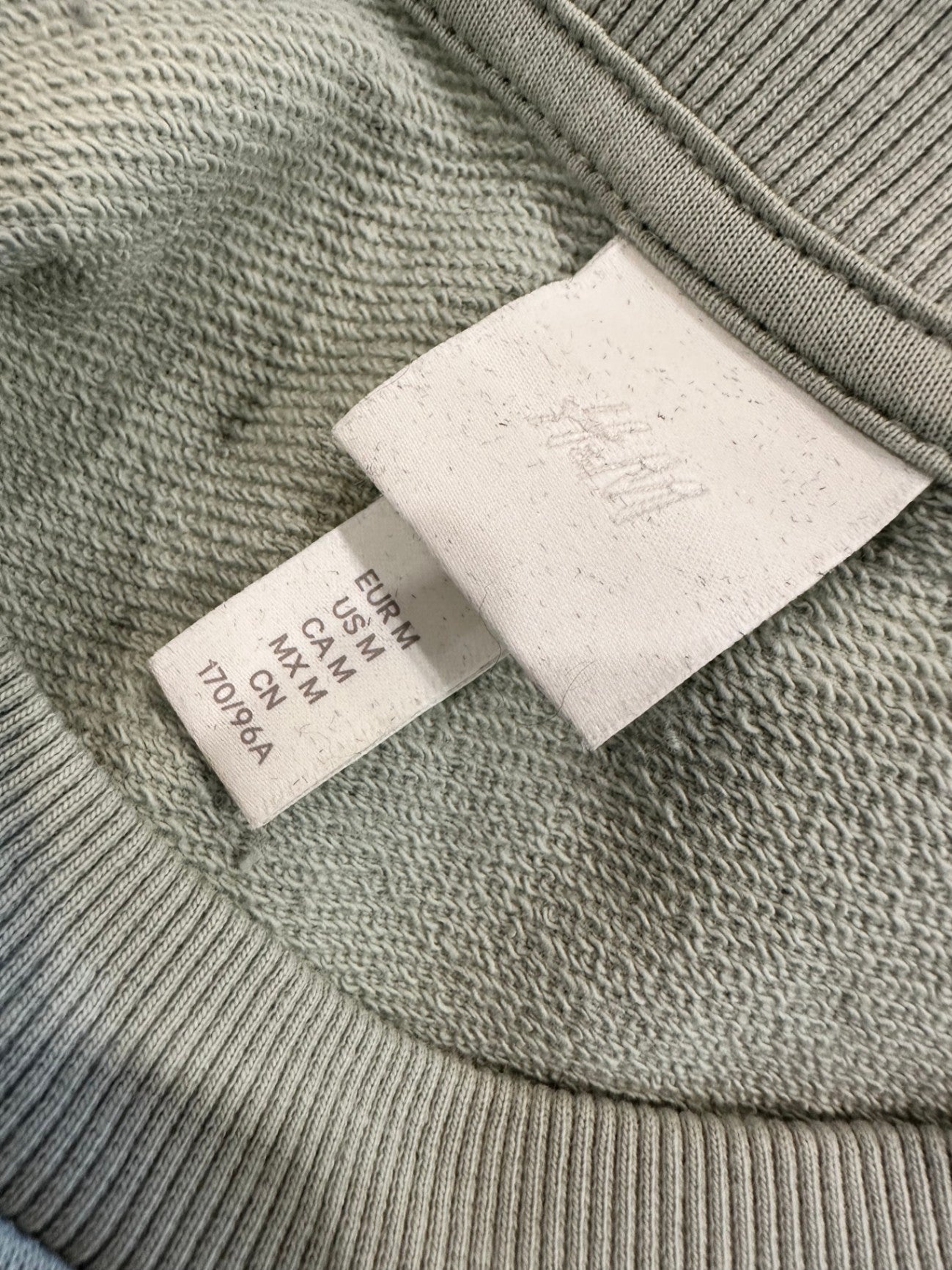 H&M - Short Sleeve Sweatshirt - Medium - Light green