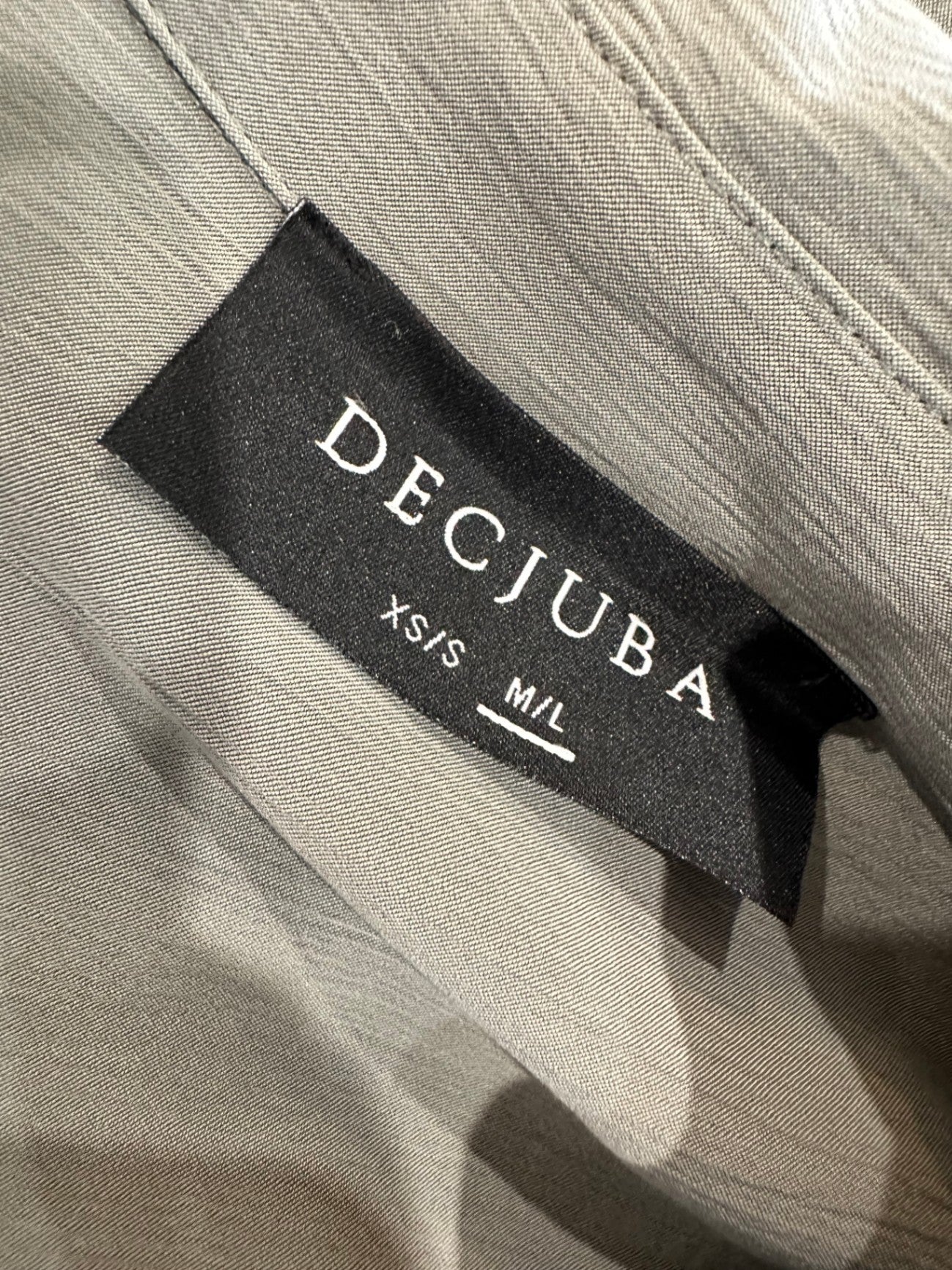 Decjuba - Top - Medium / Large - Sage (New without tags)