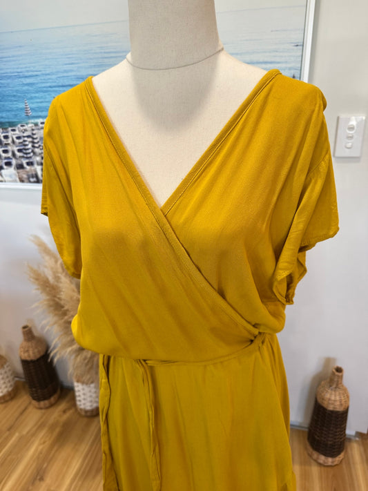 Nooz Dress - Size Large - Yellow