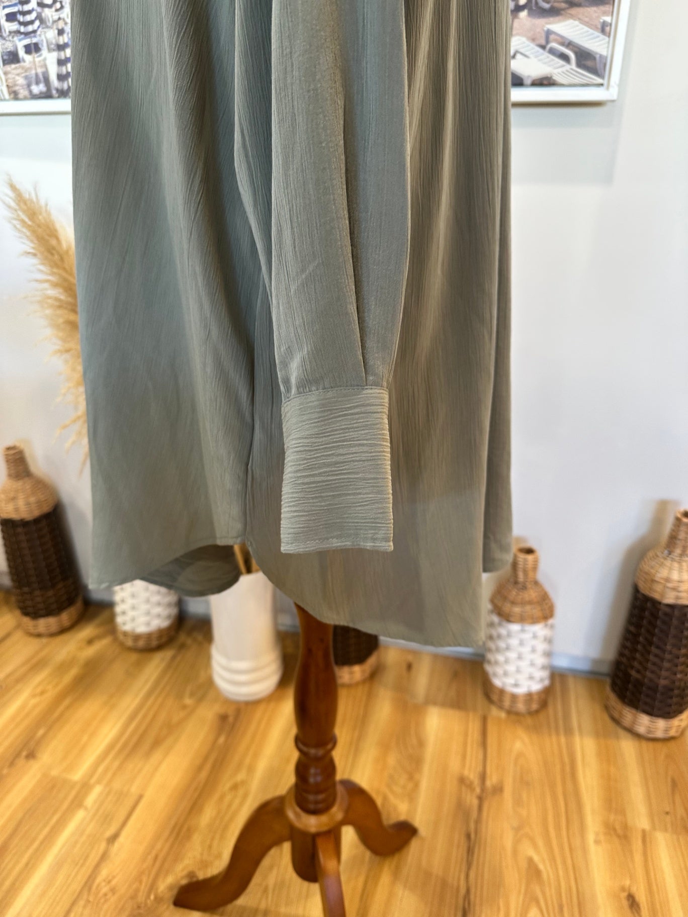 Decjuba - Top - Medium / Large - Sage (New without tags)