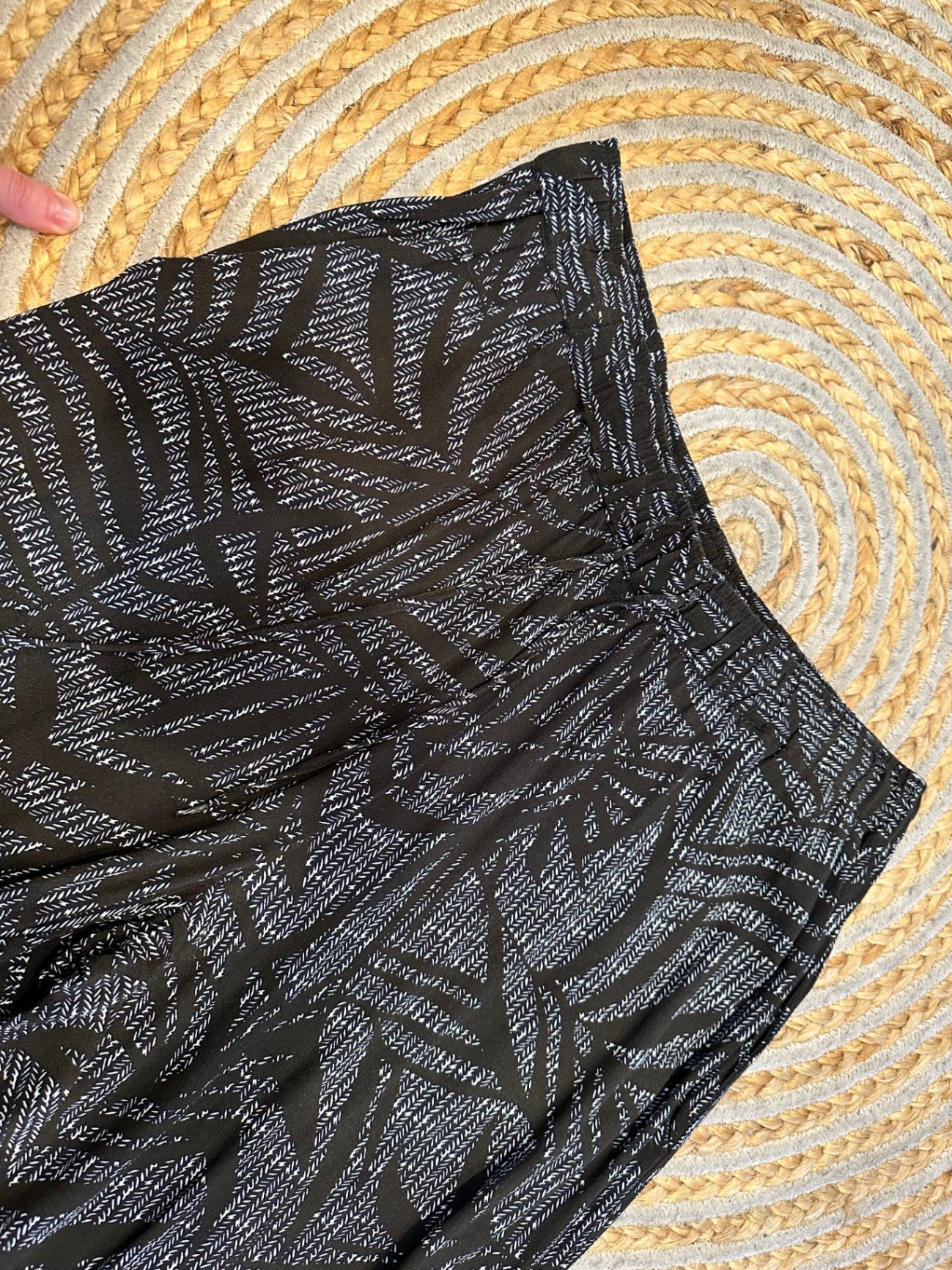 Jigsaw - Pants - Size 16 - Patterned