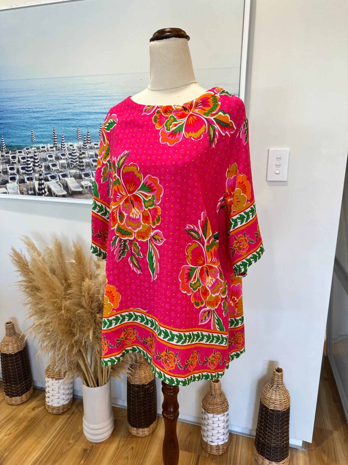 Miladys - Blouse - Size Medium - Hot Pink - 100% Rayon