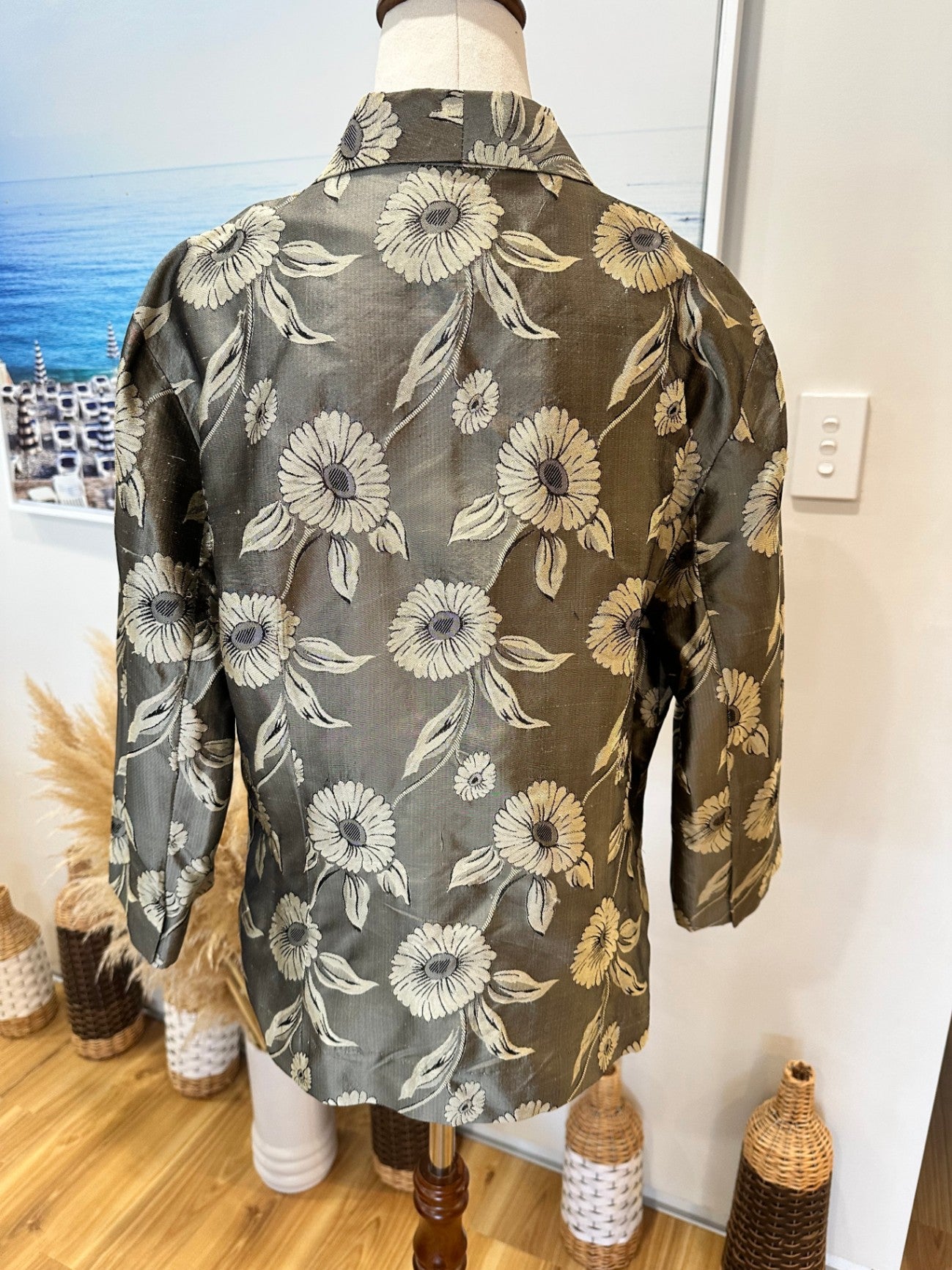 T.O.A.T - 100% Silk - Made in New Zealand - Blazer - Size 14 - Grey / Gold