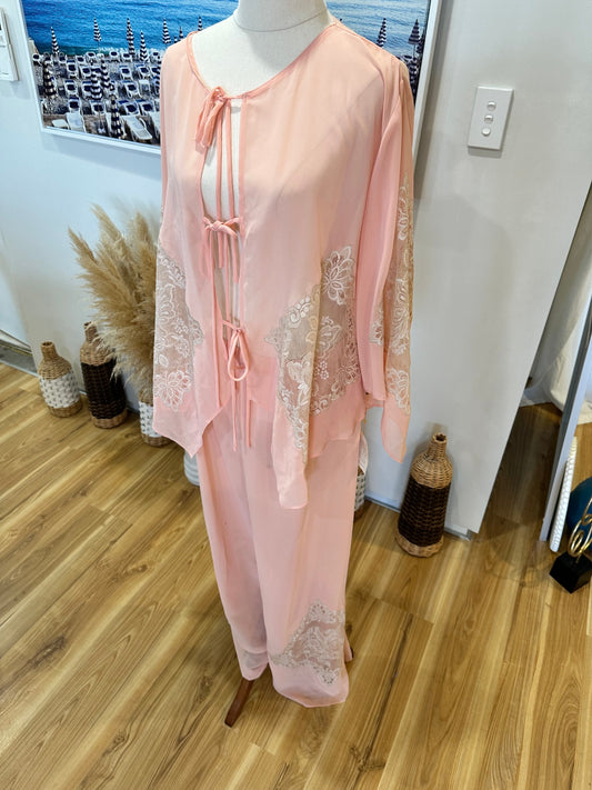 Victoria's Secret - Sleepwear Set - Medium - Peach / Pink