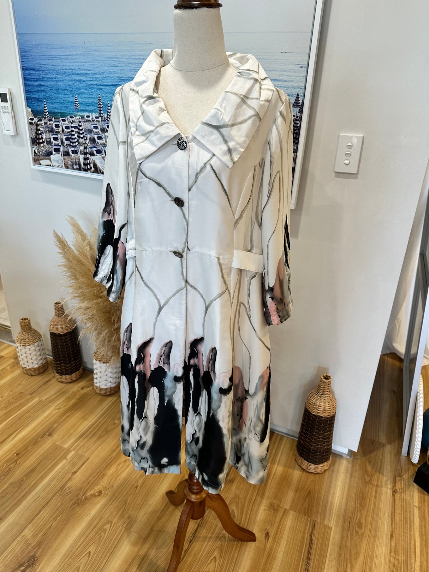 Artisan - Evening Jacket - Size 10 - White / Grey / Pink