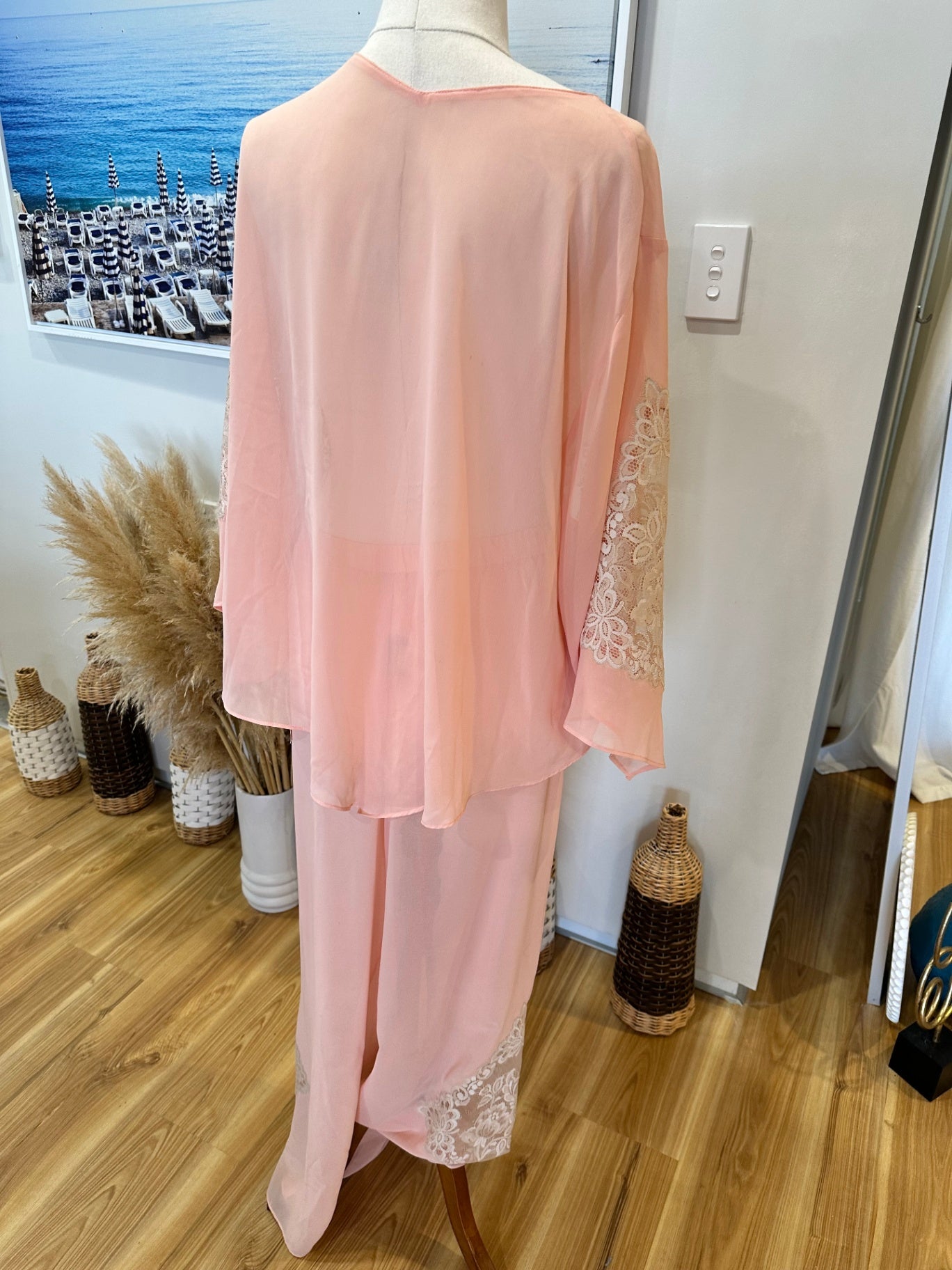 Victoria's Secret - Sleepwear Set - Medium - Peach / Pink