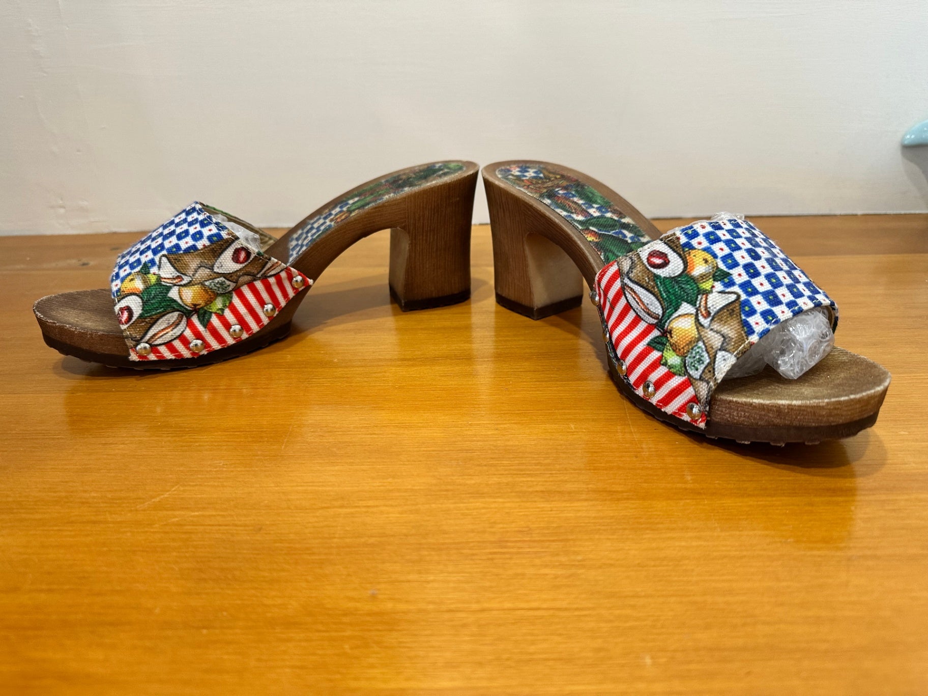 Summer Heels - Size 38 - Tropical Mediterranean