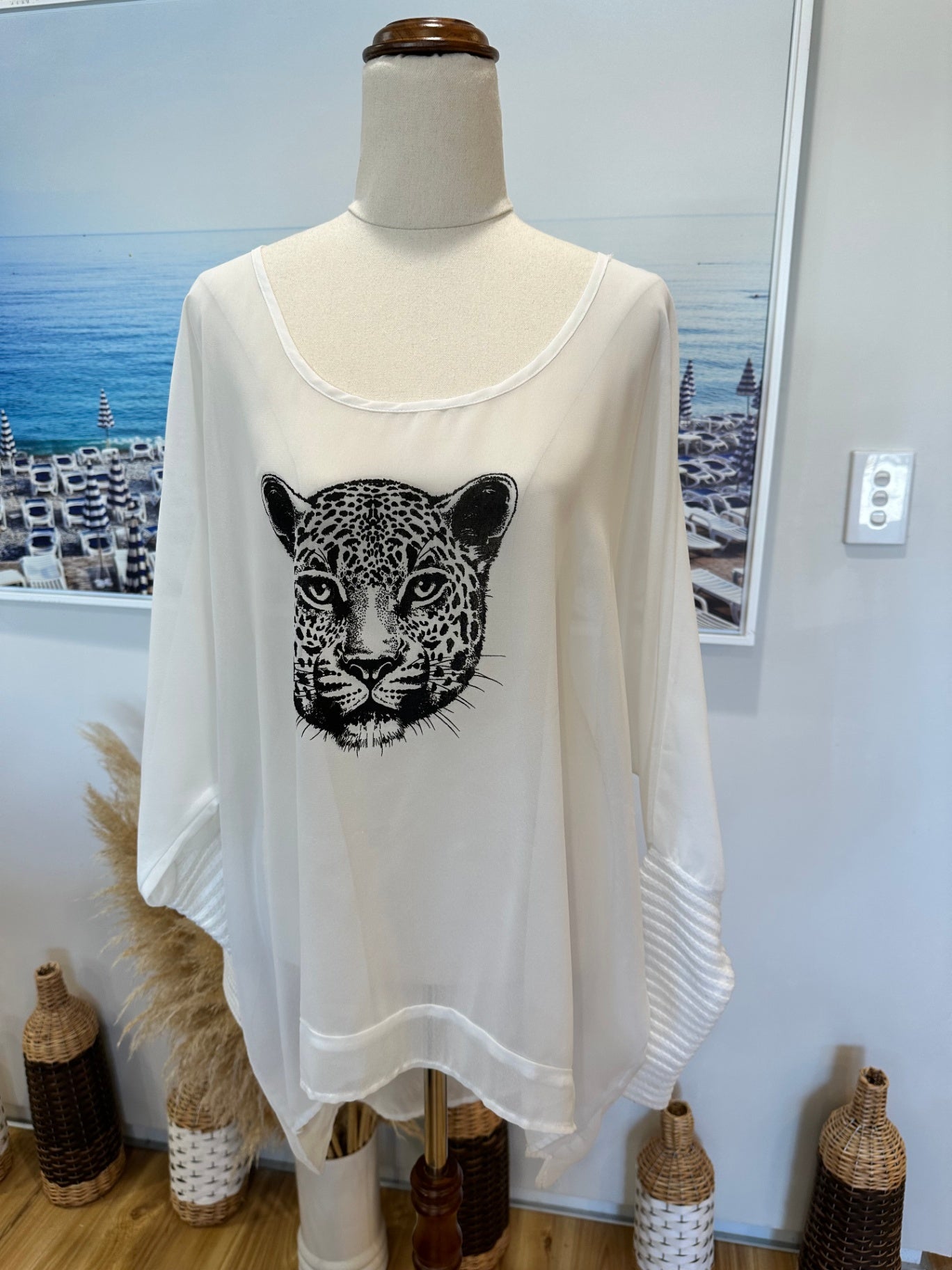 Mi Moso - Blouse w Leopard - Size 16 - White
