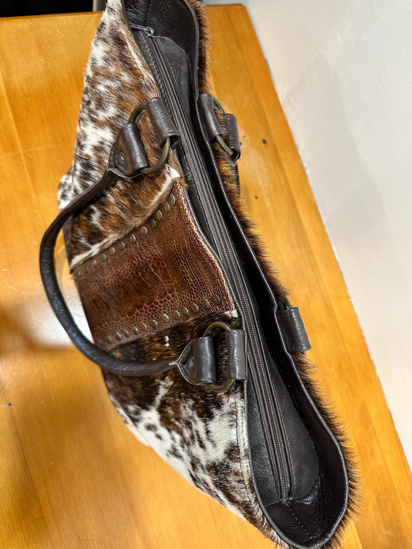 Vintage - Laptop Handbag - Brown, White, Black