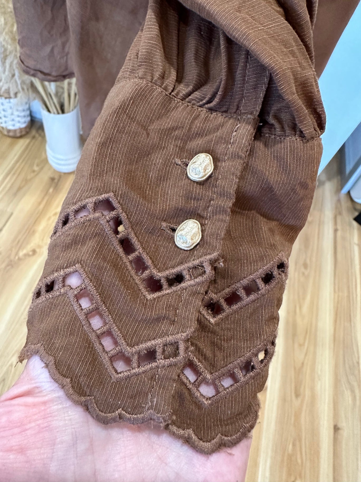 Lania The Label - 74% Tencel + 26% Linen Shirt - Small - Brown