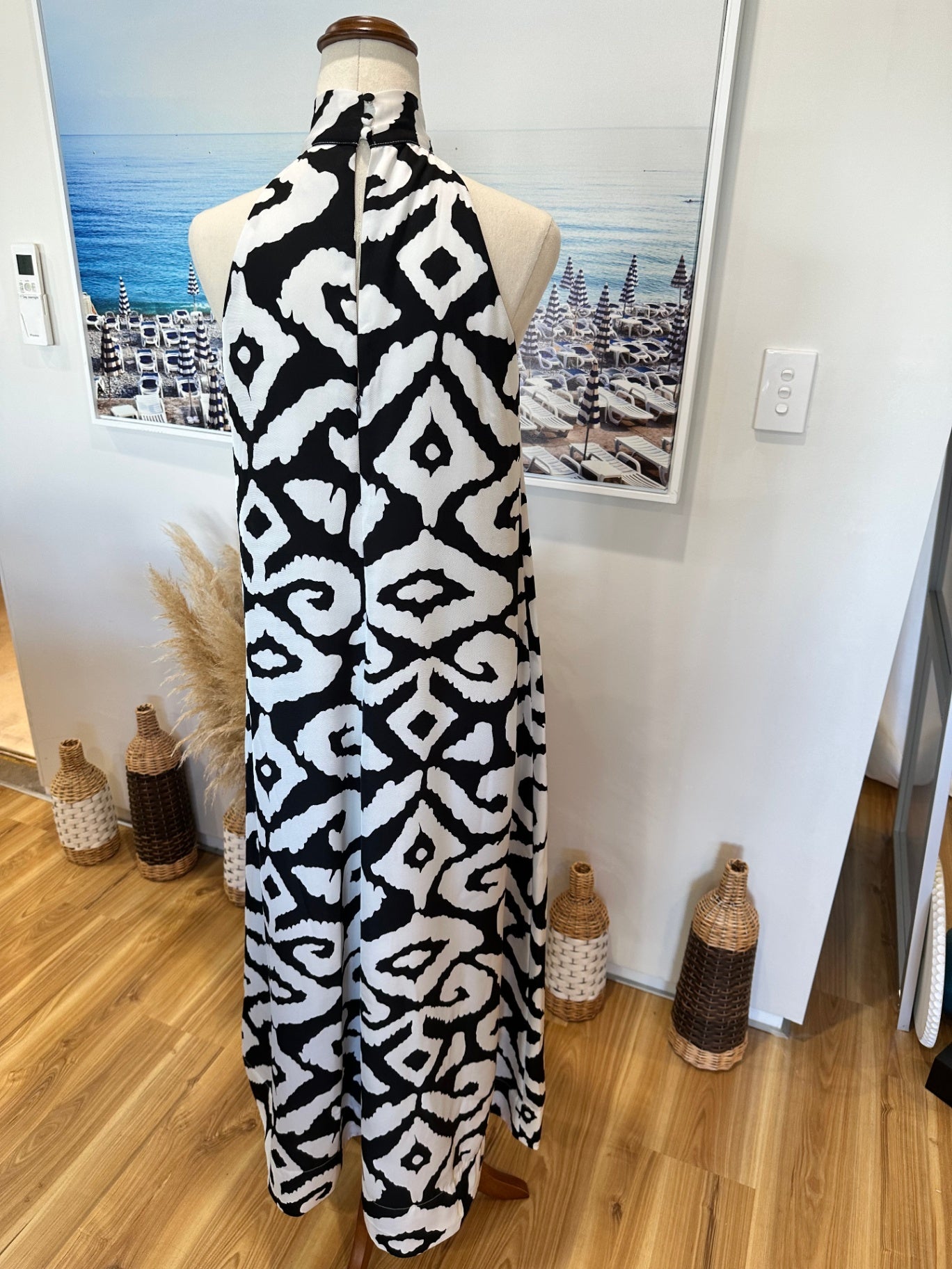 Decjuba - Dress - Size 6 - Black and White