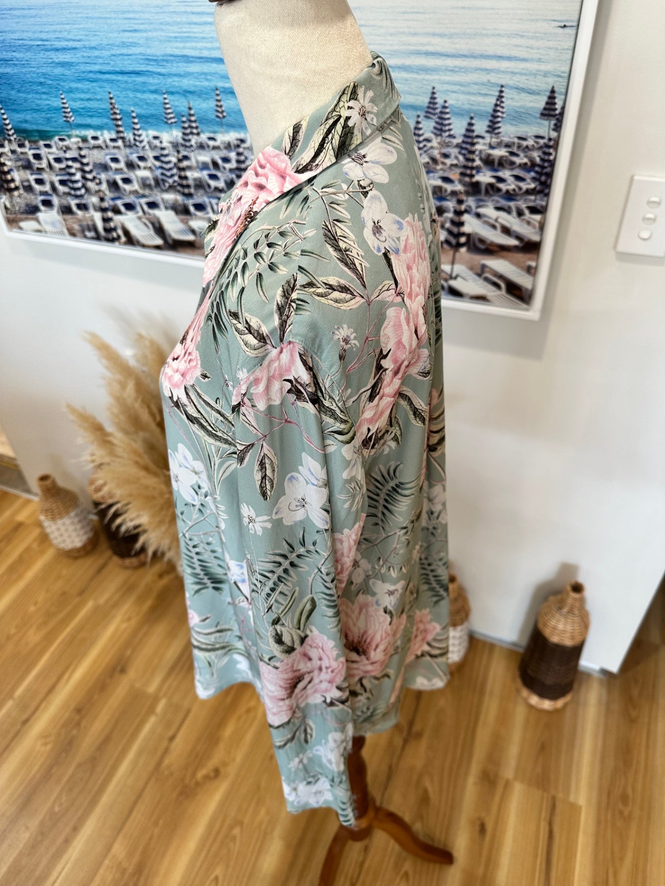 Trenery - 100% Pure Silk Blouse - Size 10 - Green with Pink and White Floral Pattern