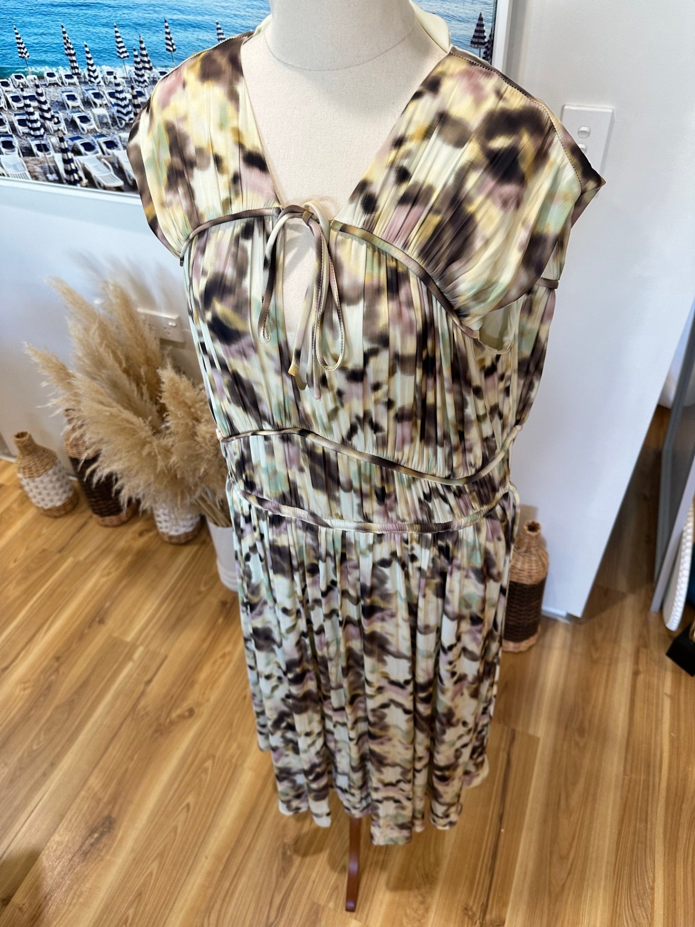 State of Play - Dress - Size 16 - NEW