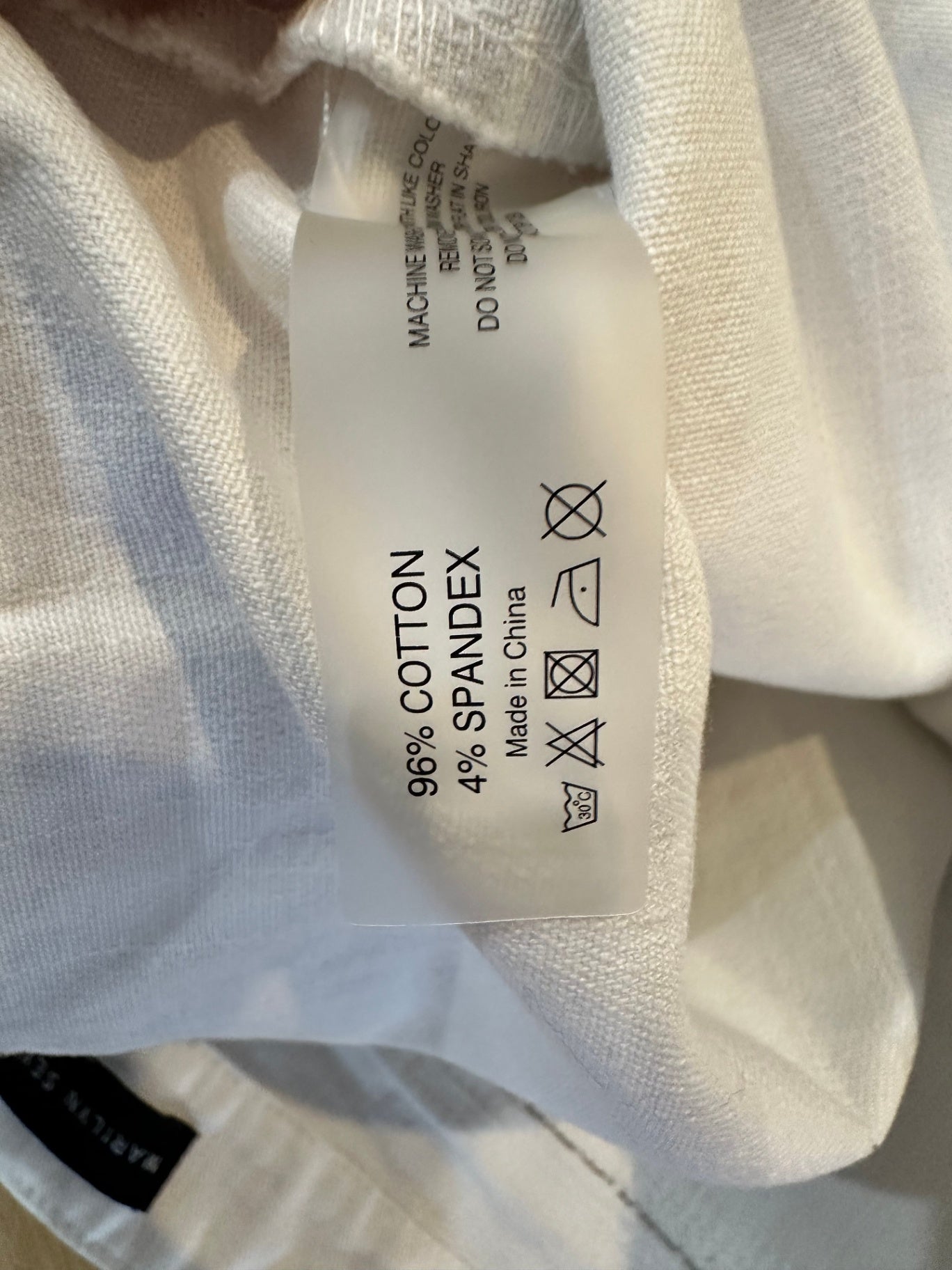 Marilyn Seyb - Mini Skirt - Size 14 - White - 96% Cotton