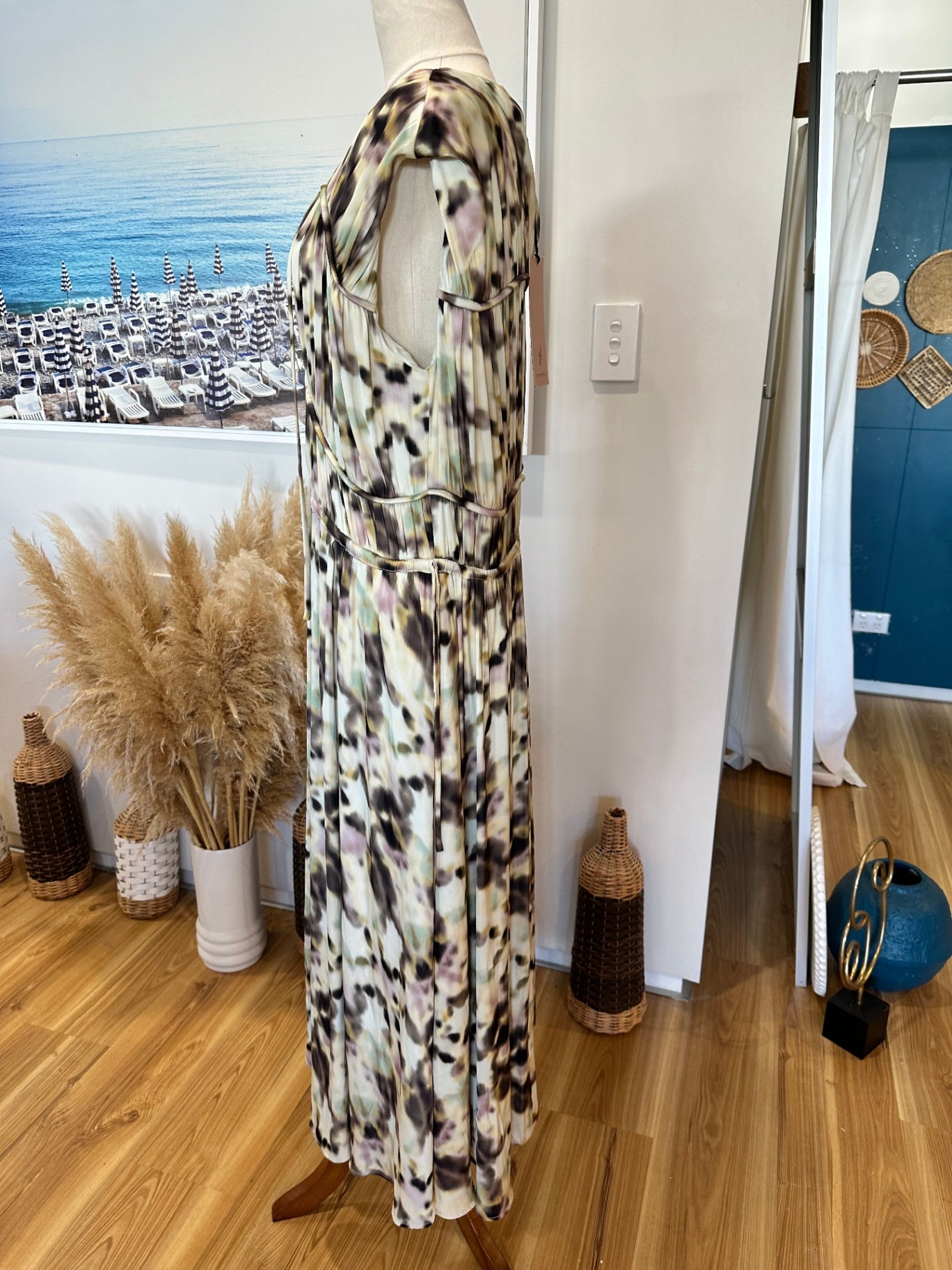 State of Play - Dress - Size 16 - NEW