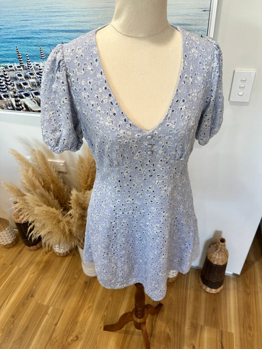Forever New - Broderie Summer Dress - Size 8 - Light blue