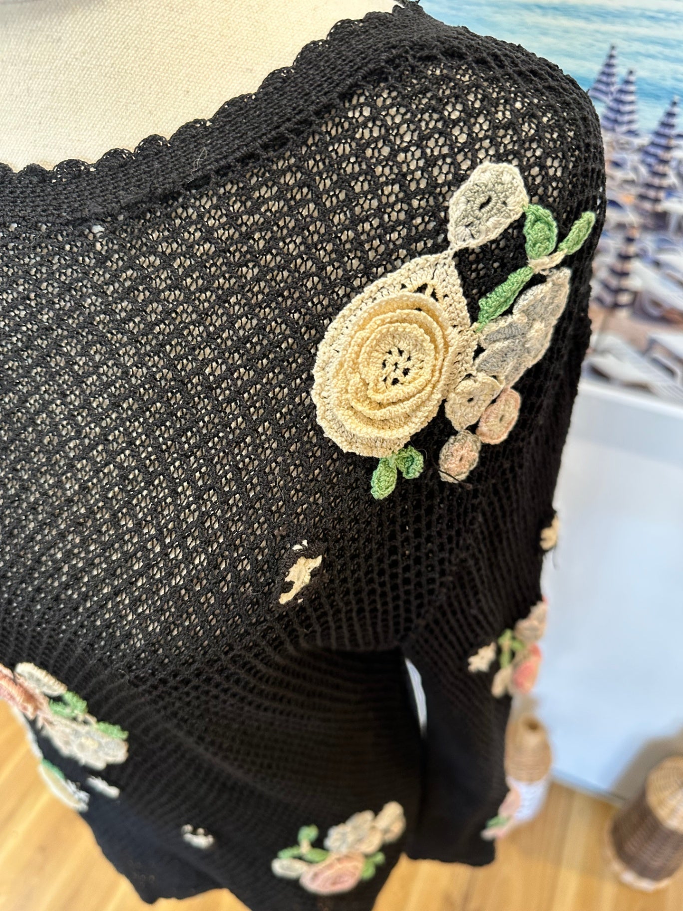 Vintage - Jumper - Small Black w Crochet Pastel Flowers