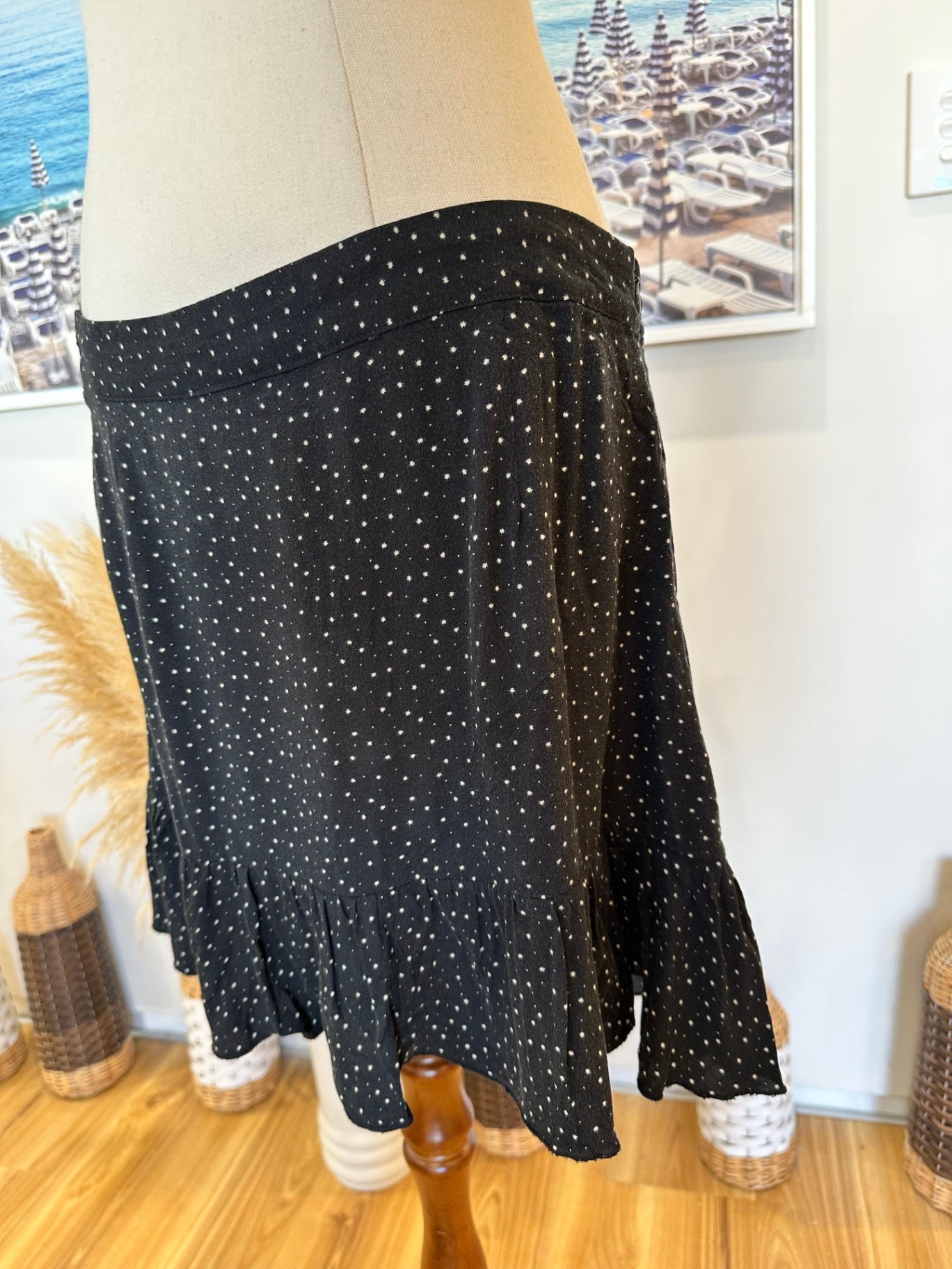 Glassons - Mini Skirt - Size 12 - Black