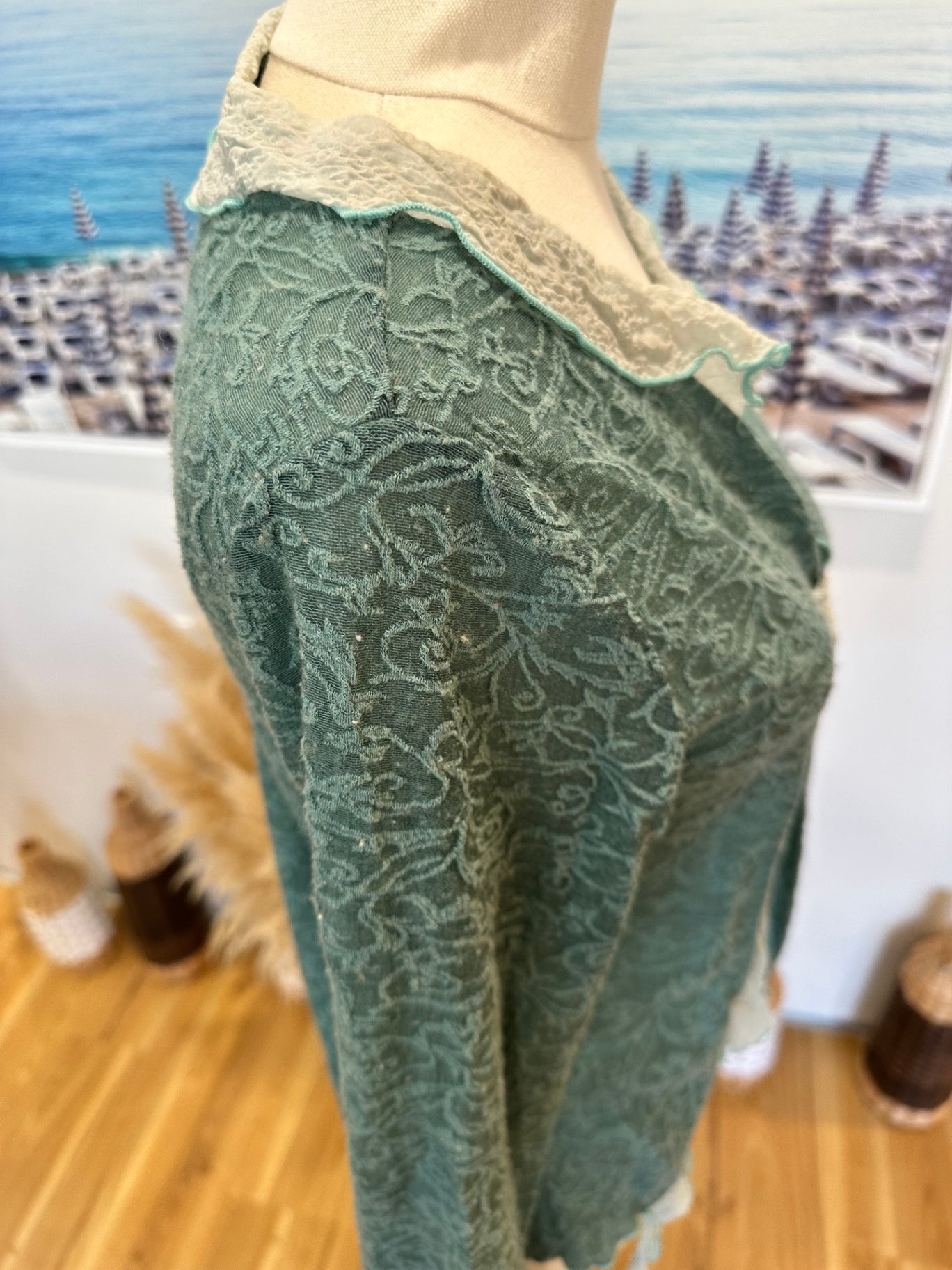 Annah Stretton - Cardigan - Medium - Green / Cream / Lace [Some pilling evident]