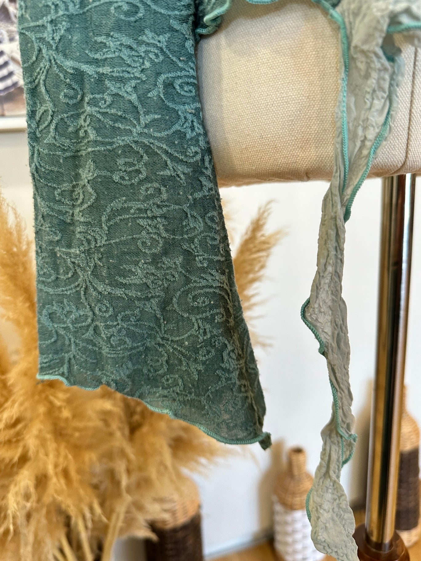 Annah Stretton - Cardigan - Medium - Green / Cream / Lace [Some pilling evident]