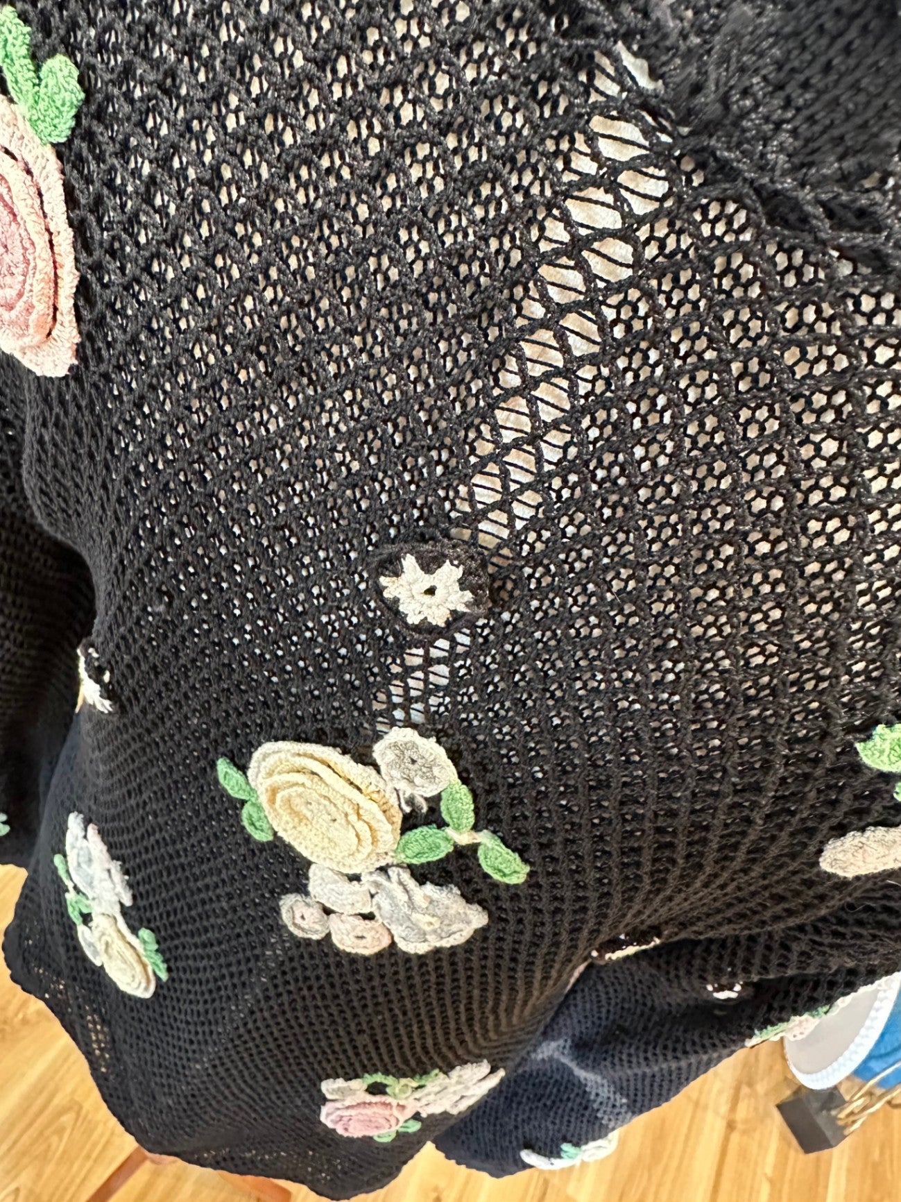 Vintage - Jumper - Small Black w Crochet Pastel Flowers