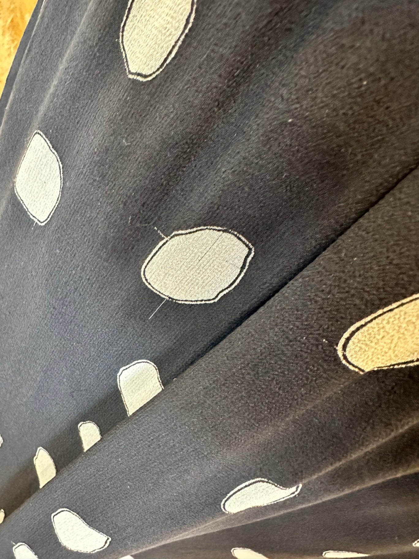 Verge - 100% Silk Skirt - Size 12 - Black and Beige