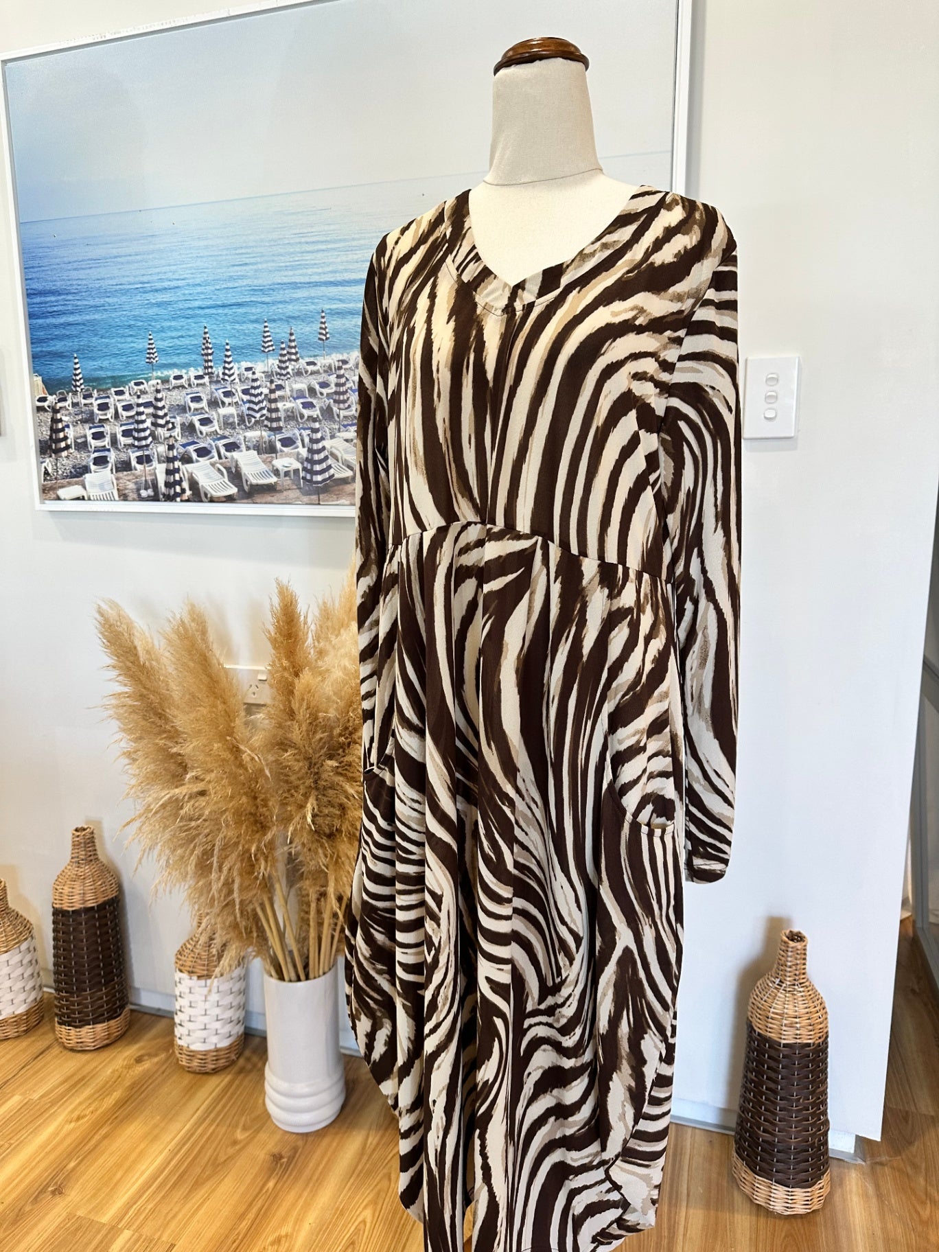 [SALE] Larosela - Dress - Size 16 - Brown / Cream