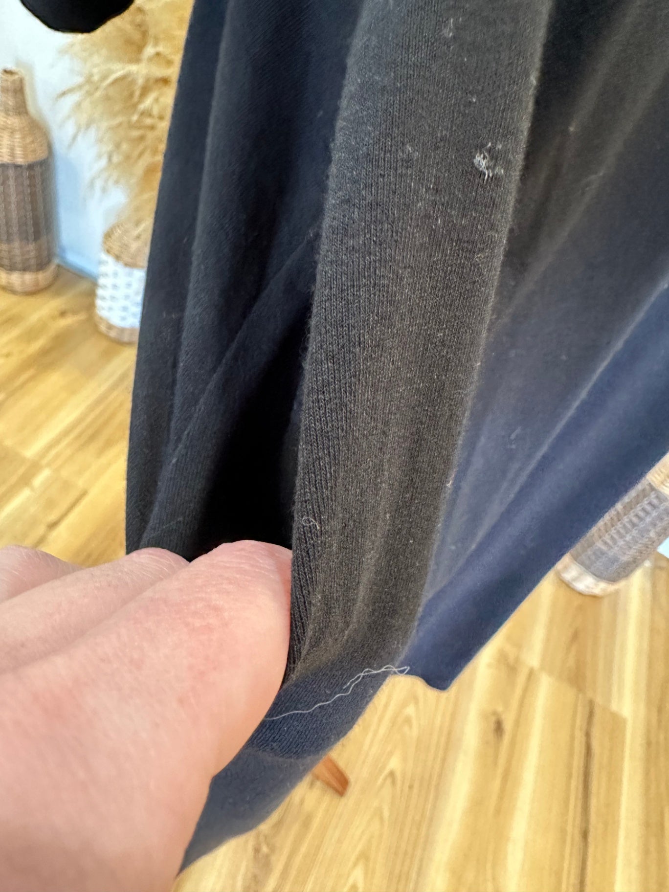 [SALE] Pretty Basics Cardigan - Medium - Black and white