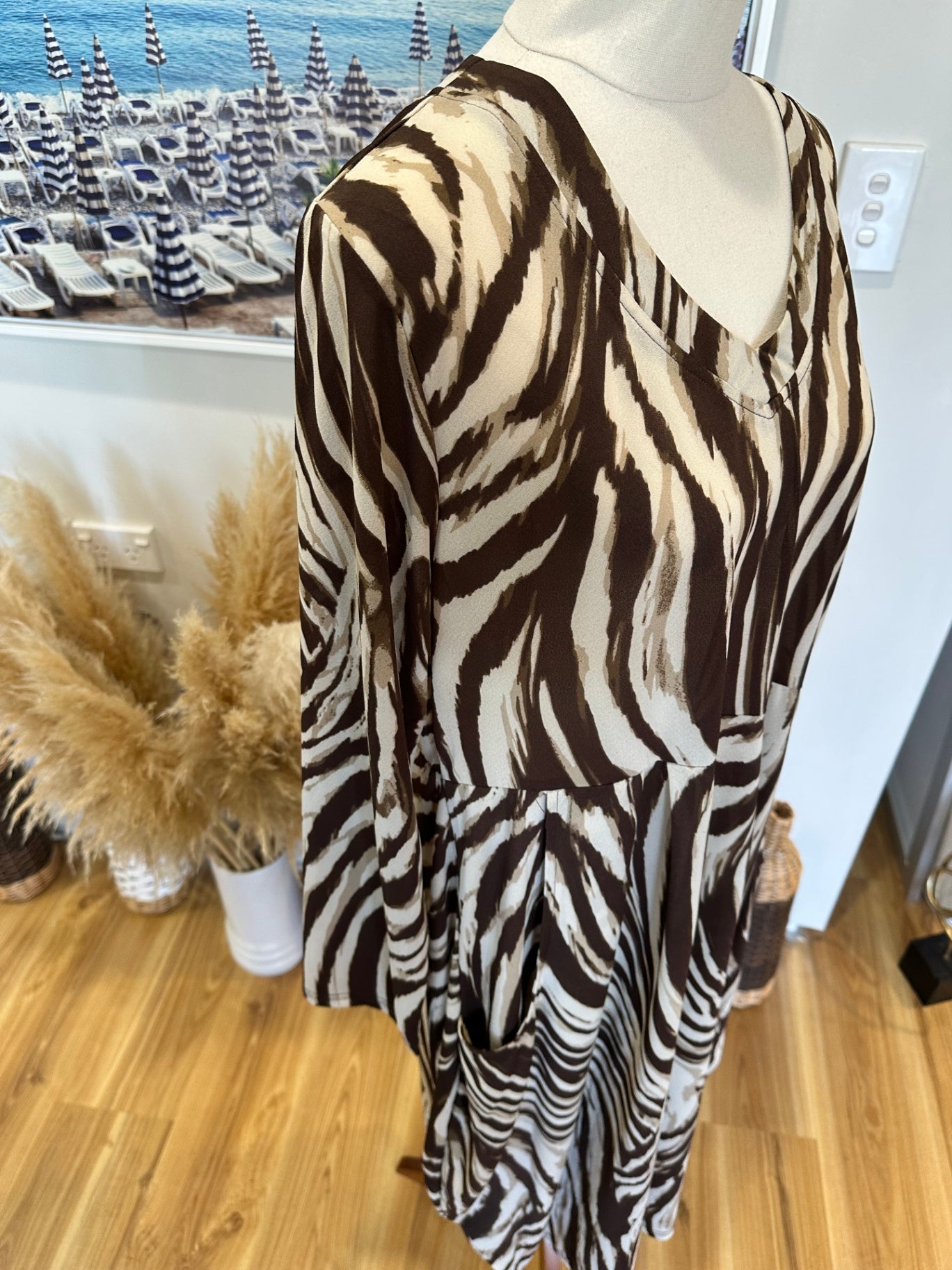 [SALE] Larosela - Dress - Size 16 - Brown / Cream