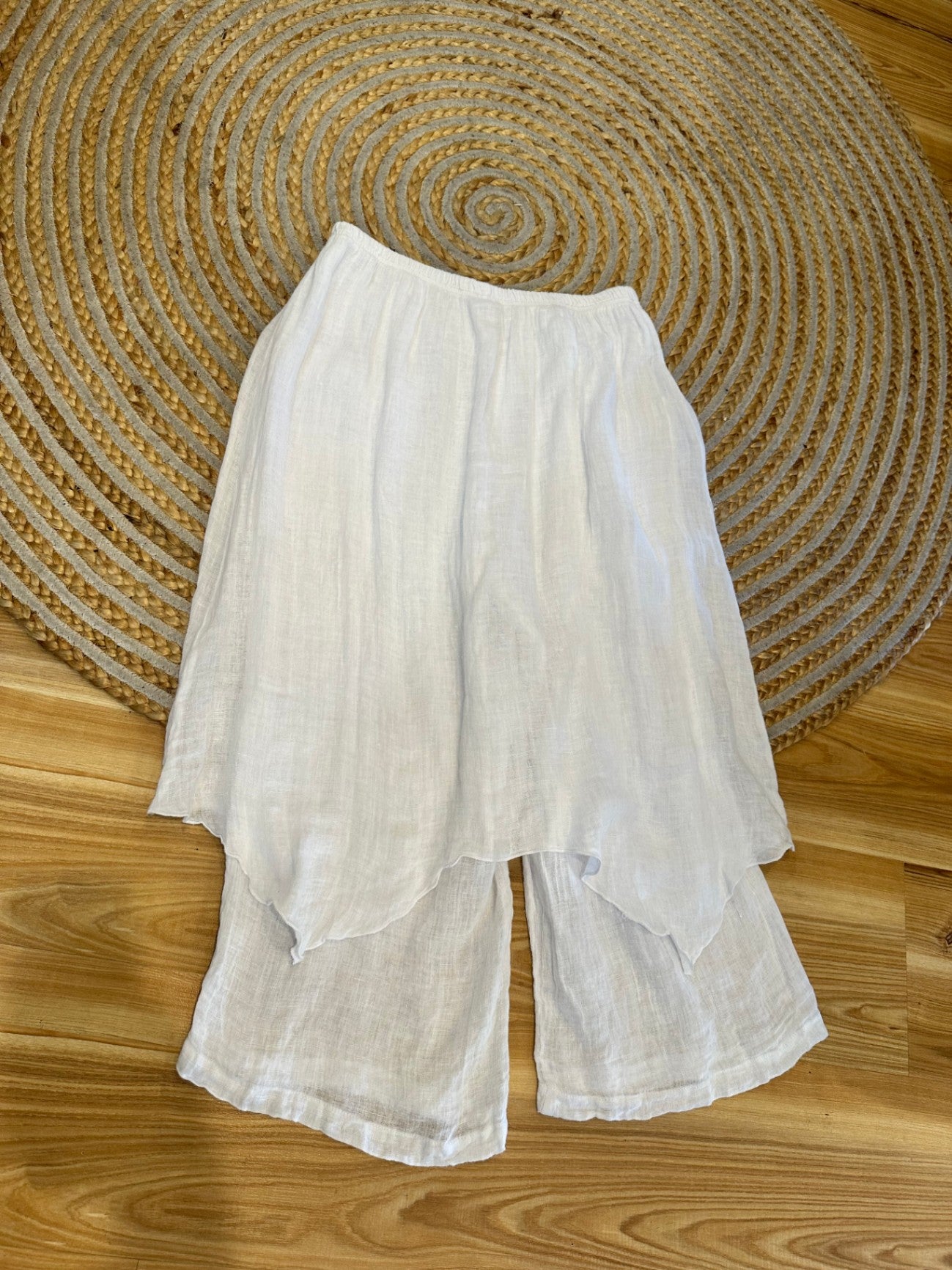 [SALE] Skort - Shorts with Skirt - 100% Linen - Large - White