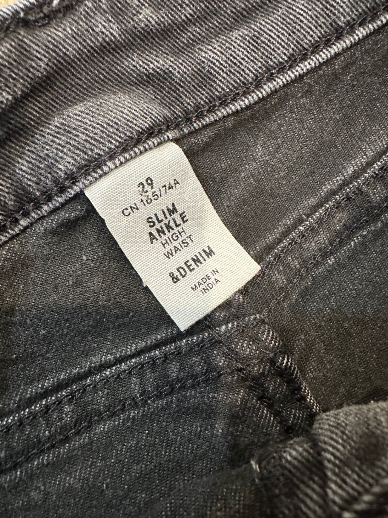 [SALE] Grey-wash Jeans with stud detailing - Size 29