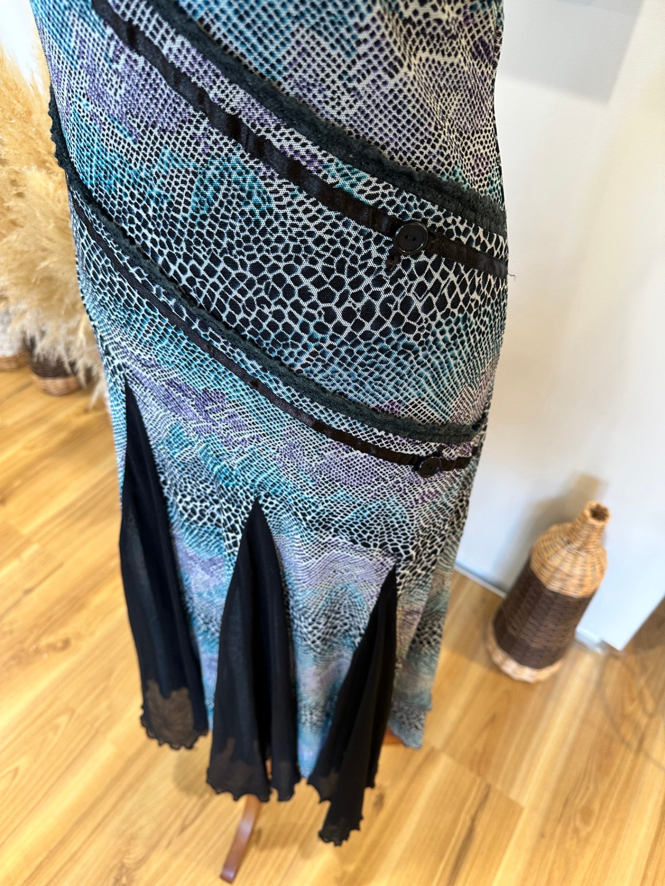 [SALE] Swing Dress - Black w Blue Snakeskin tones