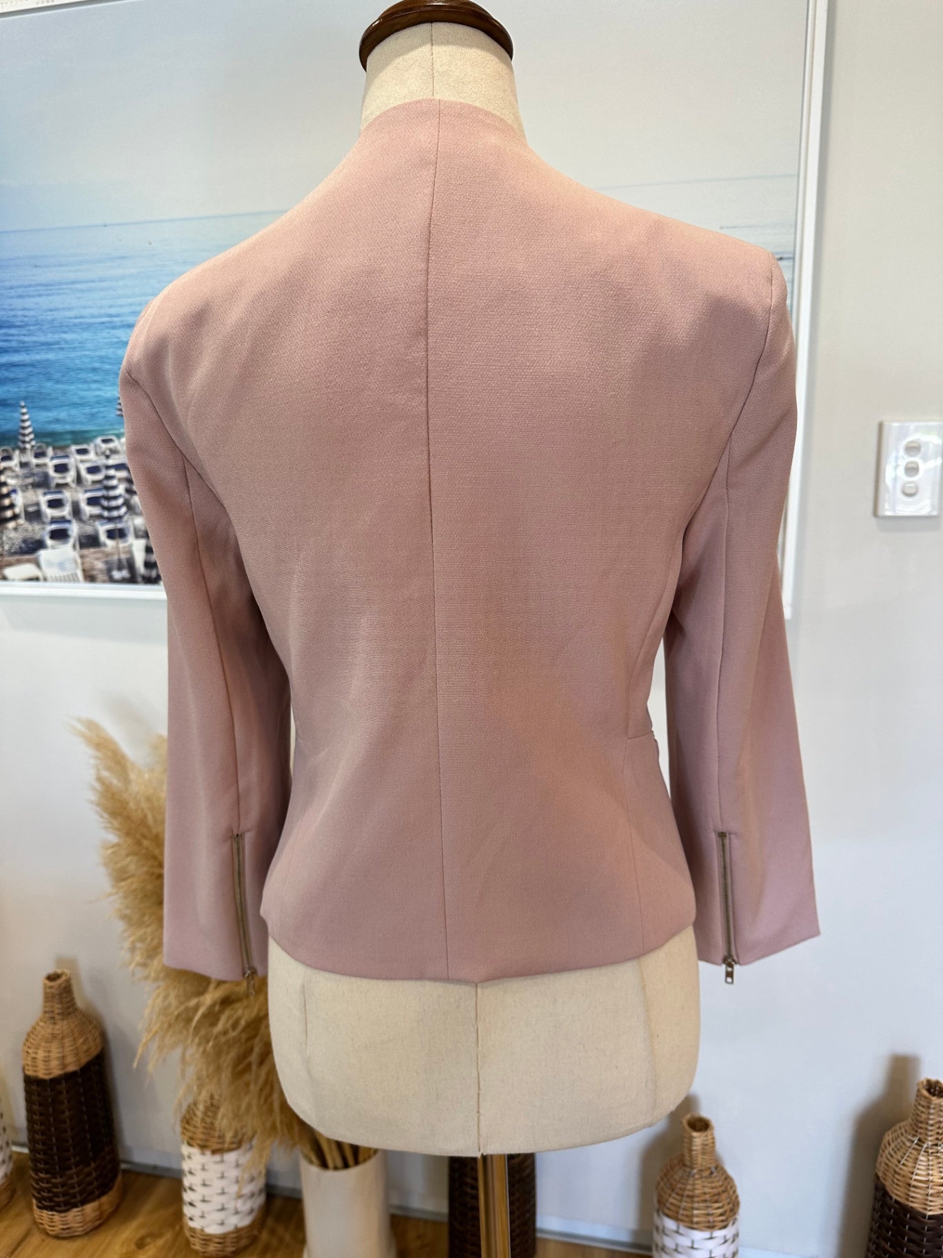 [SALE] Pagani - Cropped Blazer - Size 8 - Pink