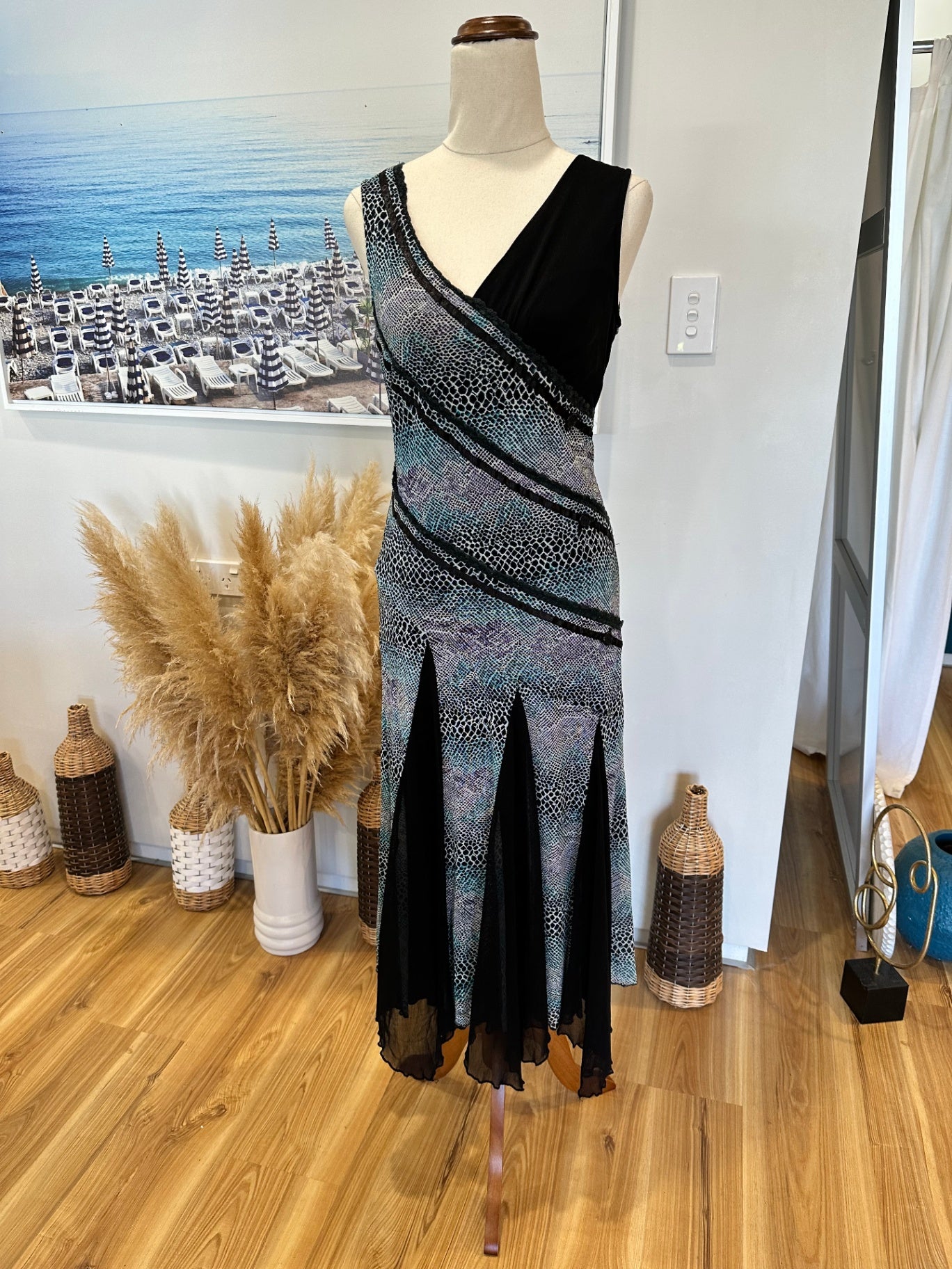 [SALE] Swing Dress - Black w Blue Snakeskin tones