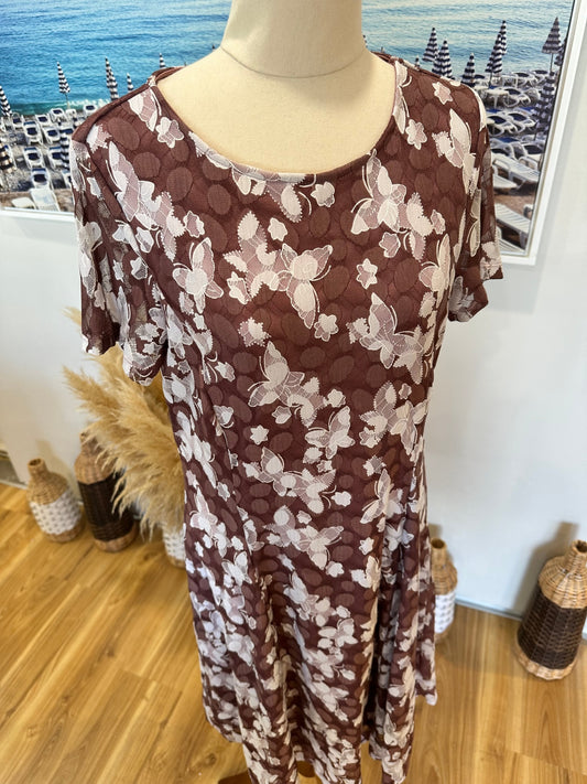 [SALE] Ella J - Cup Day Dress - Size 8 - Burgundy and White