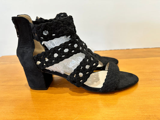 [SALE] Capture - Heeled Sandals - Size 10 - Black